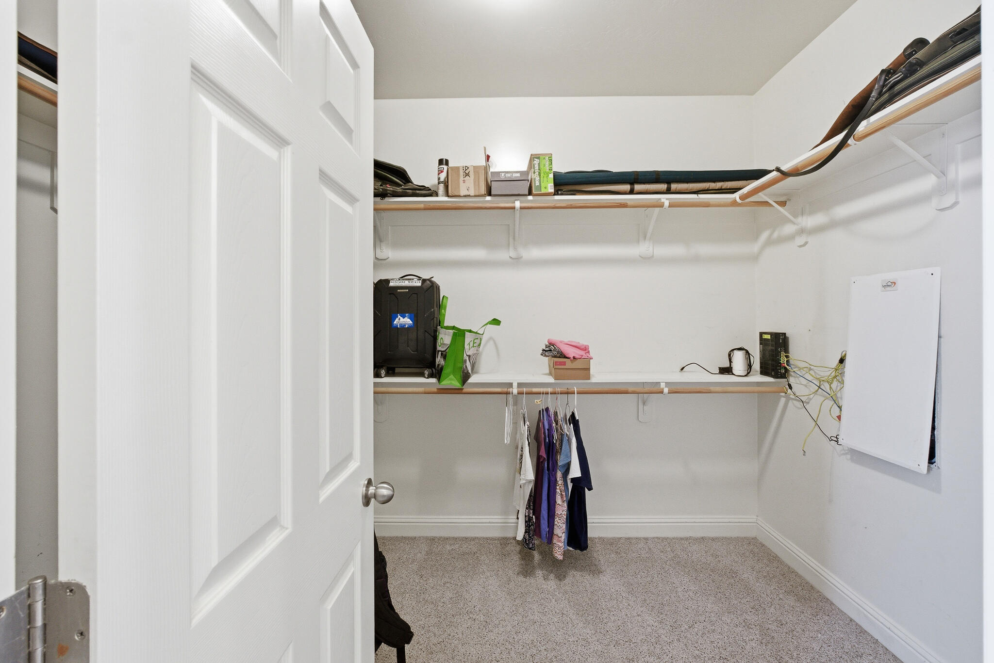 2647 W Tyler Ave, Visalia, CA 93291