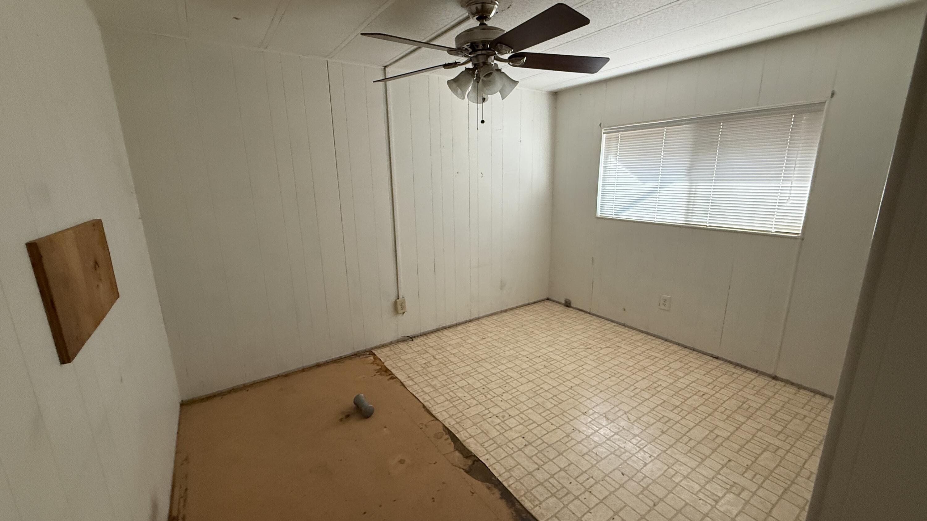 415 N Akers St #104, Visalia, CA 93291