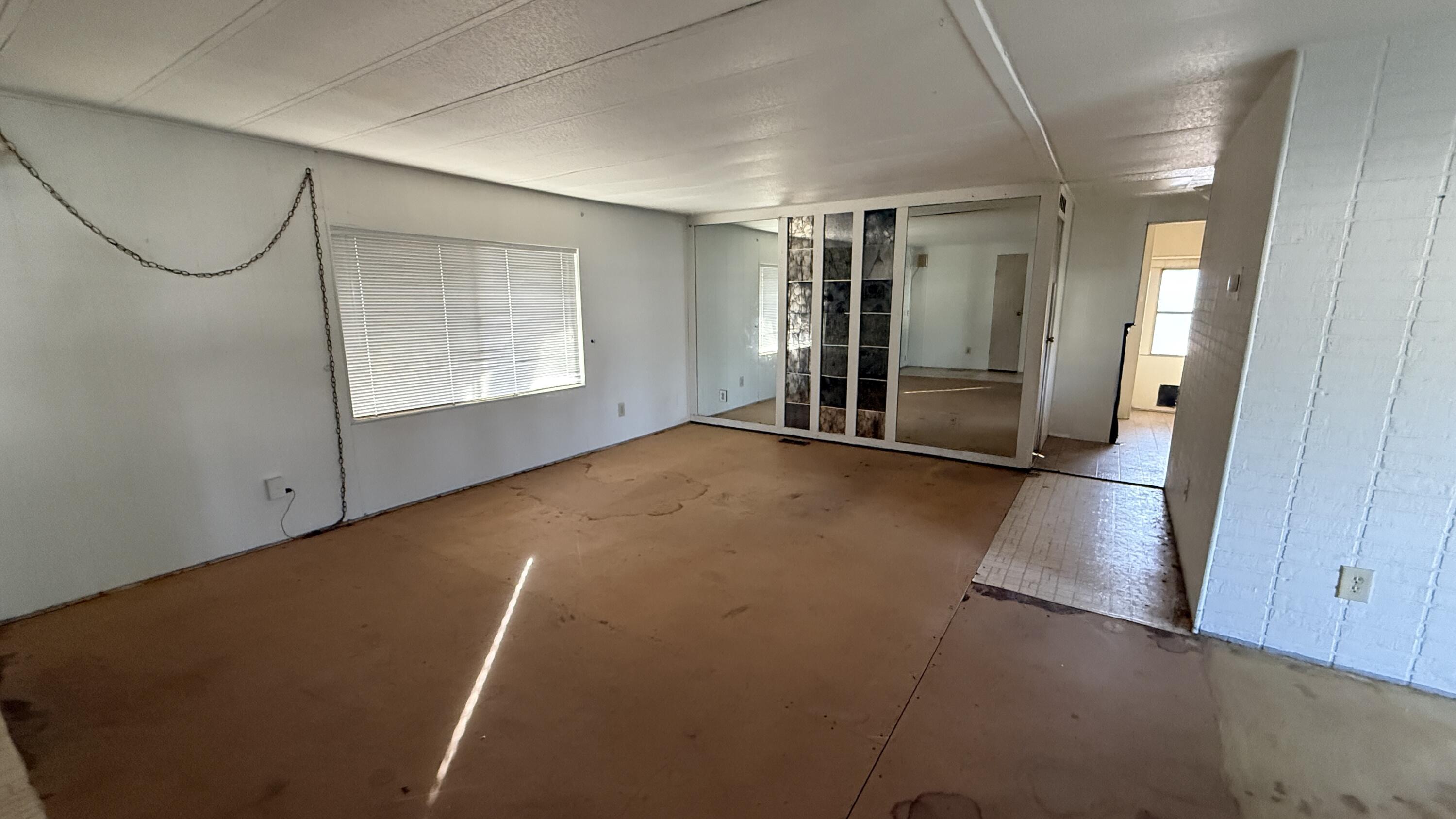 415 N Akers St #104, Visalia, CA 93291