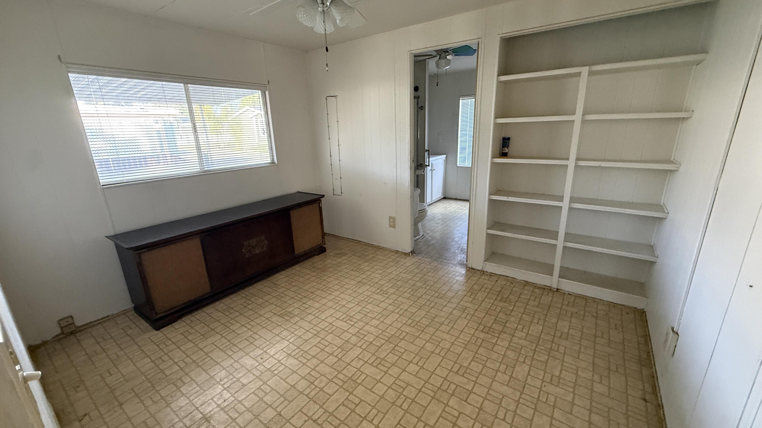 415 N Akers St #104, Visalia, CA 93291