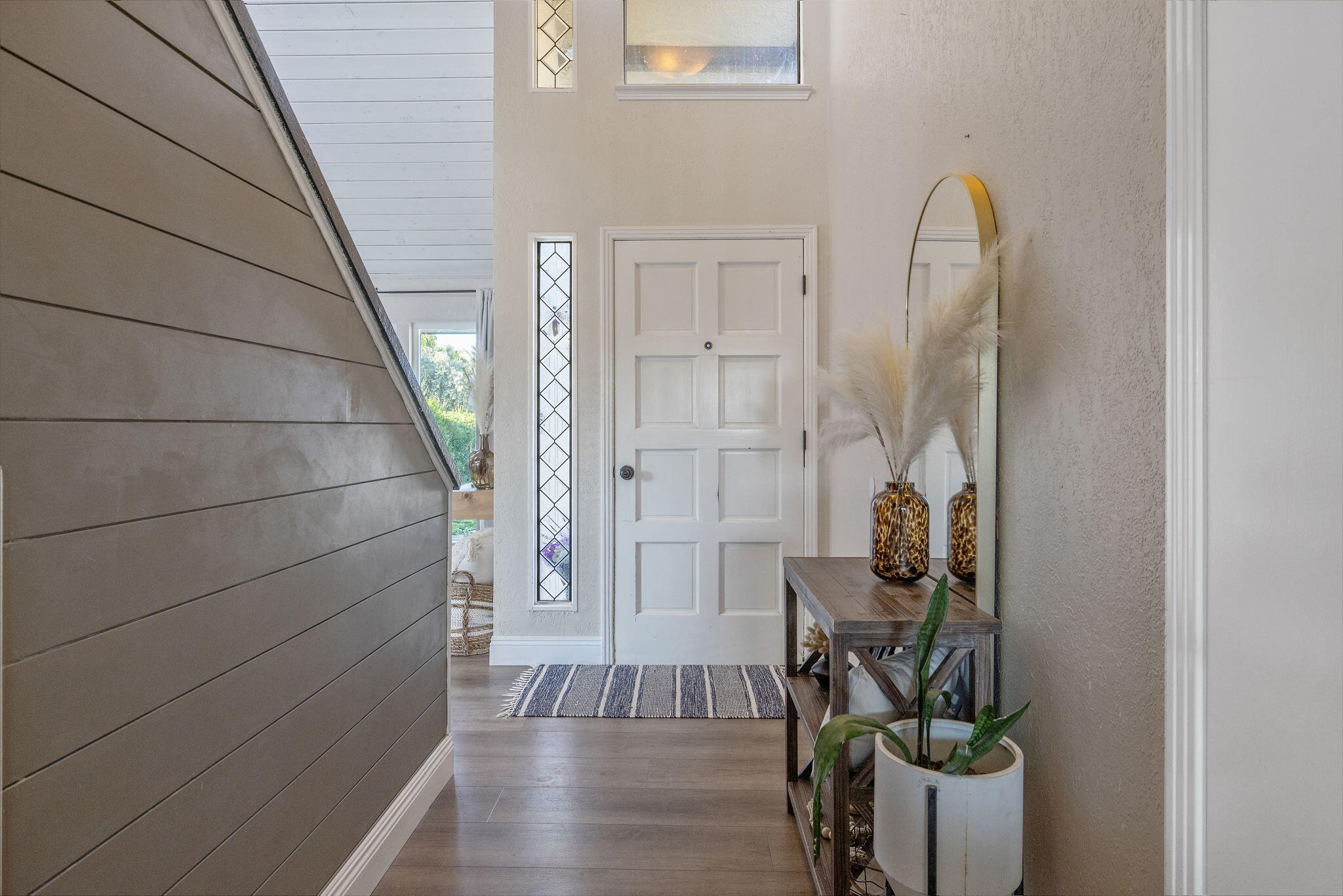 4211 W Nicholas Ave, Visalia, CA 93291