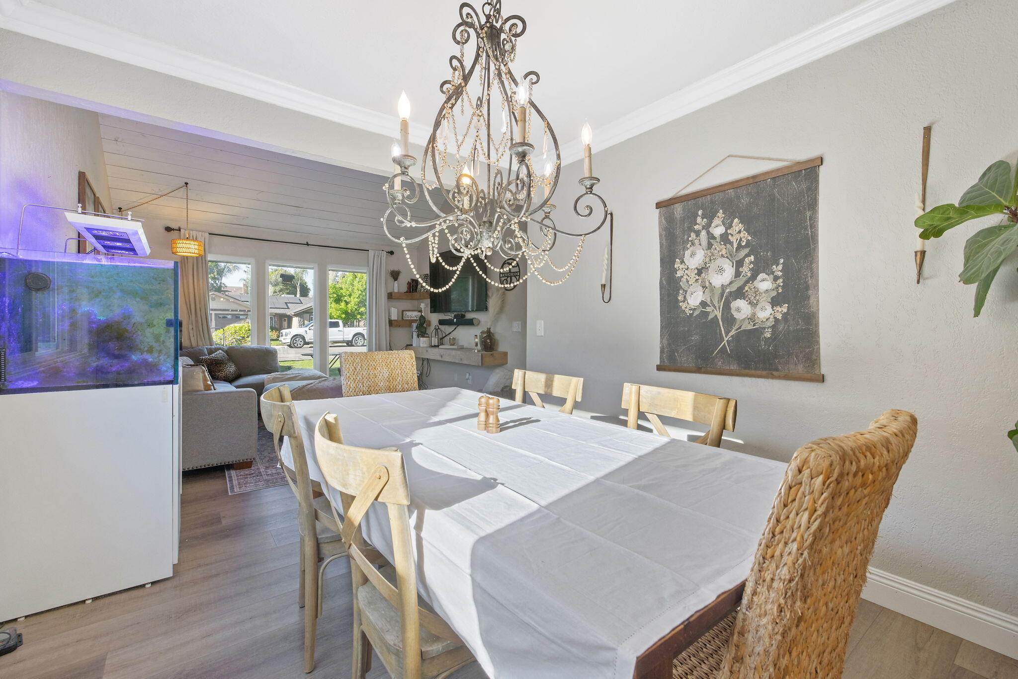 4211 W Nicholas Ave, Visalia, CA 93291