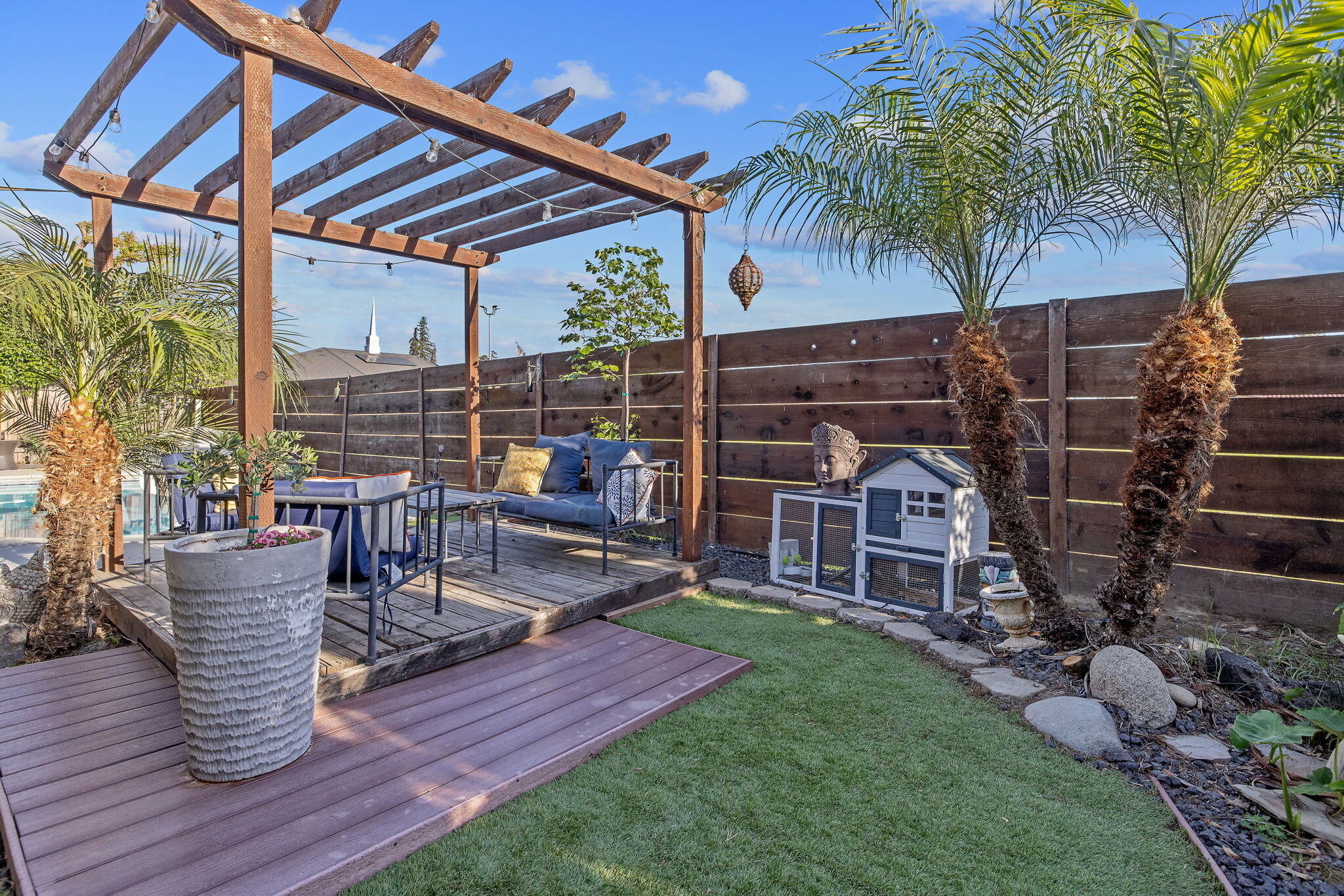 4211 W Nicholas Ave, Visalia, CA 93291