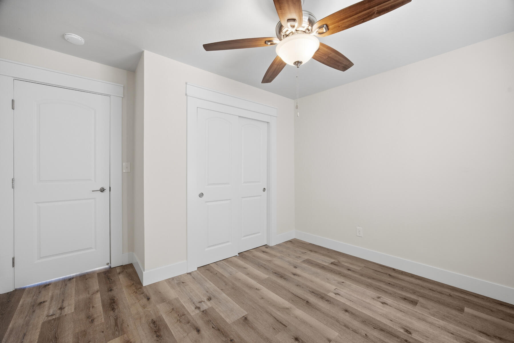 838 W Harold Ave, Visalia, CA 93291