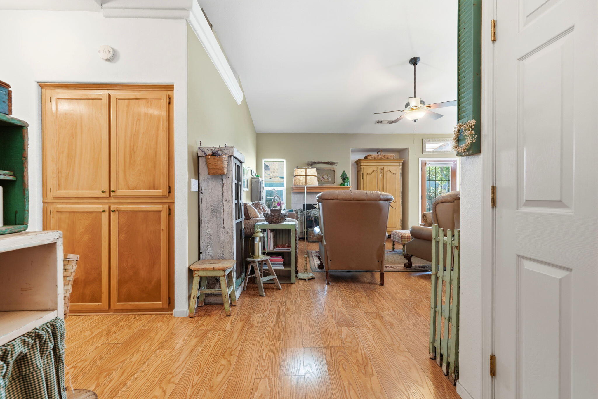 1709 W Cheryll Ave, Porterville, CA 93257