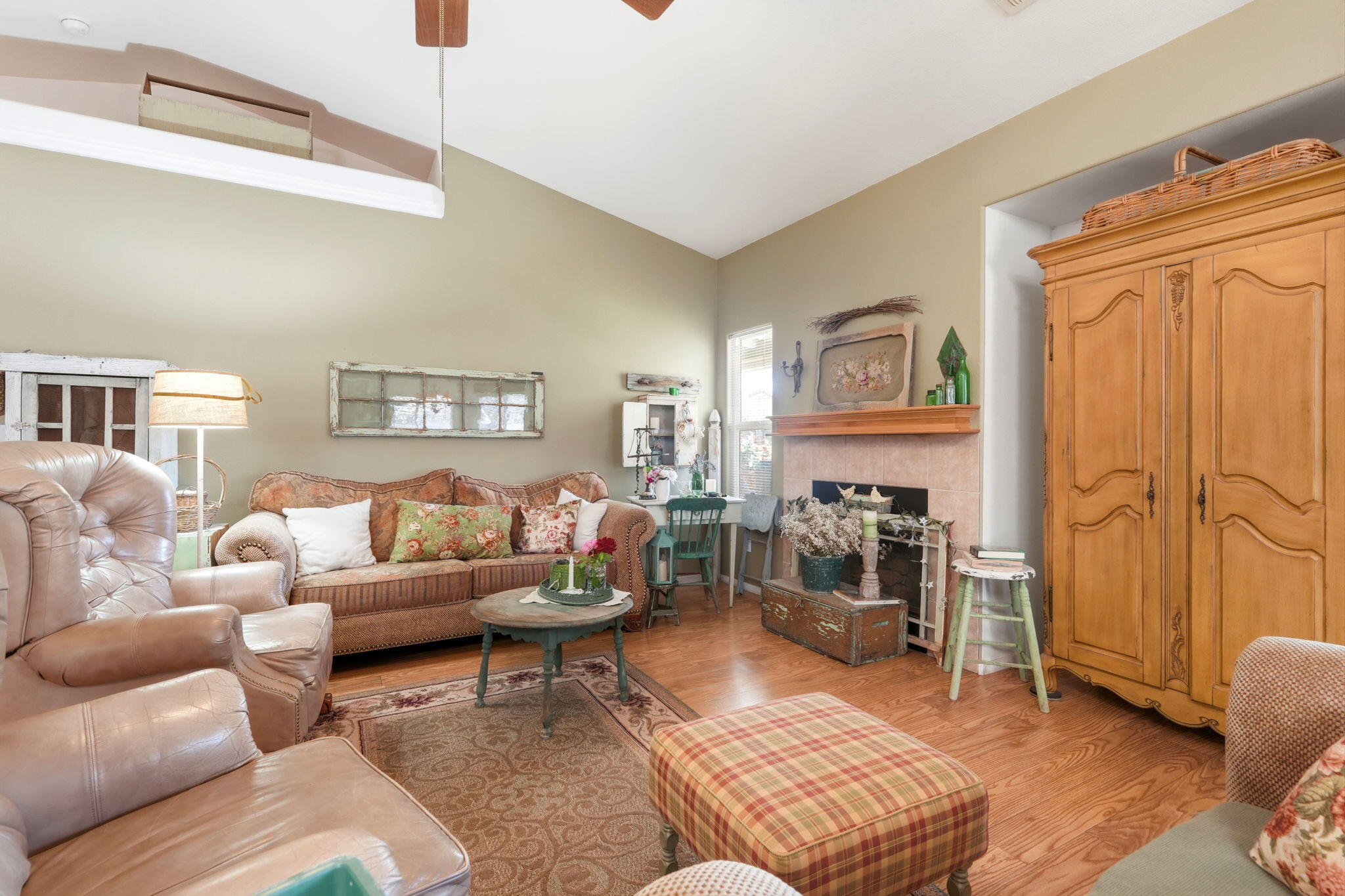 1709 W Cheryll Ave, Porterville, CA 93257