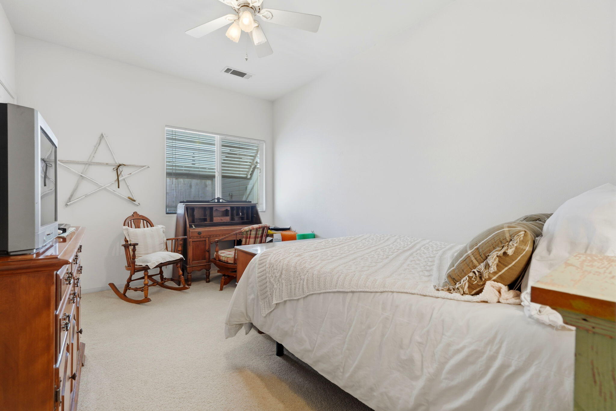 1709 W Cheryll Ave, Porterville, CA 93257