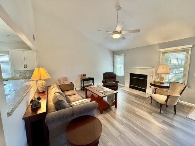 2610 E Tulare Ave, Visalia, CA 93292