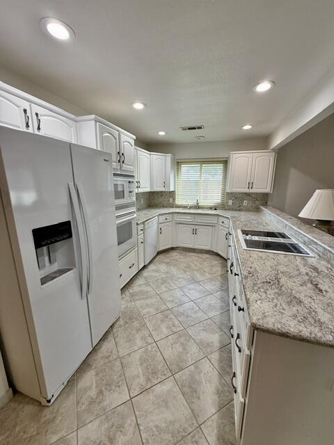 2610 E Tulare Ave, Visalia, CA 93292