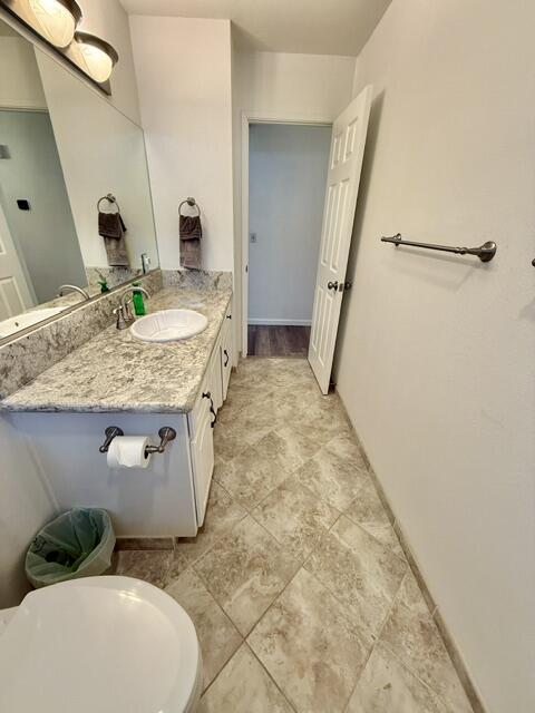 2610 E Tulare Ave, Visalia, CA 93292