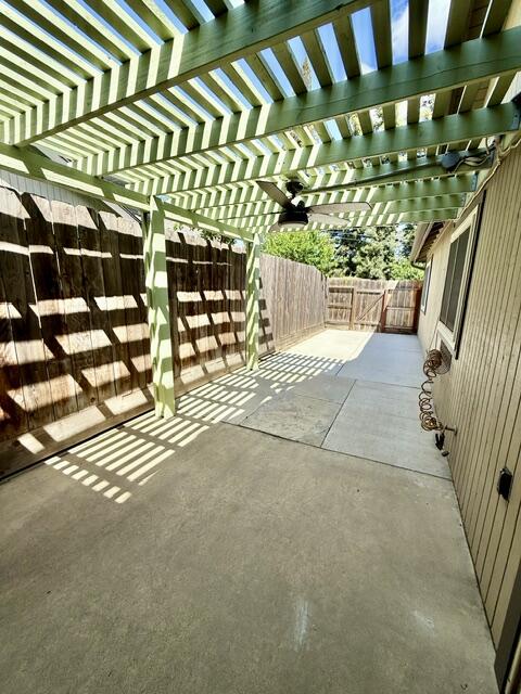 2610 E Tulare Ave, Visalia, CA 93292