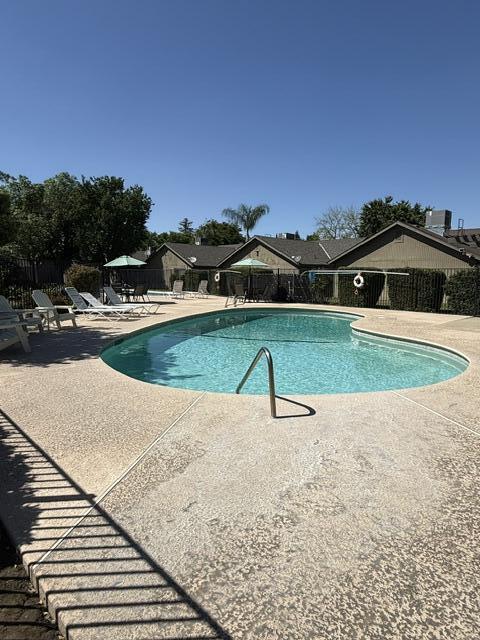2610 E Tulare Ave, Visalia, CA 93292