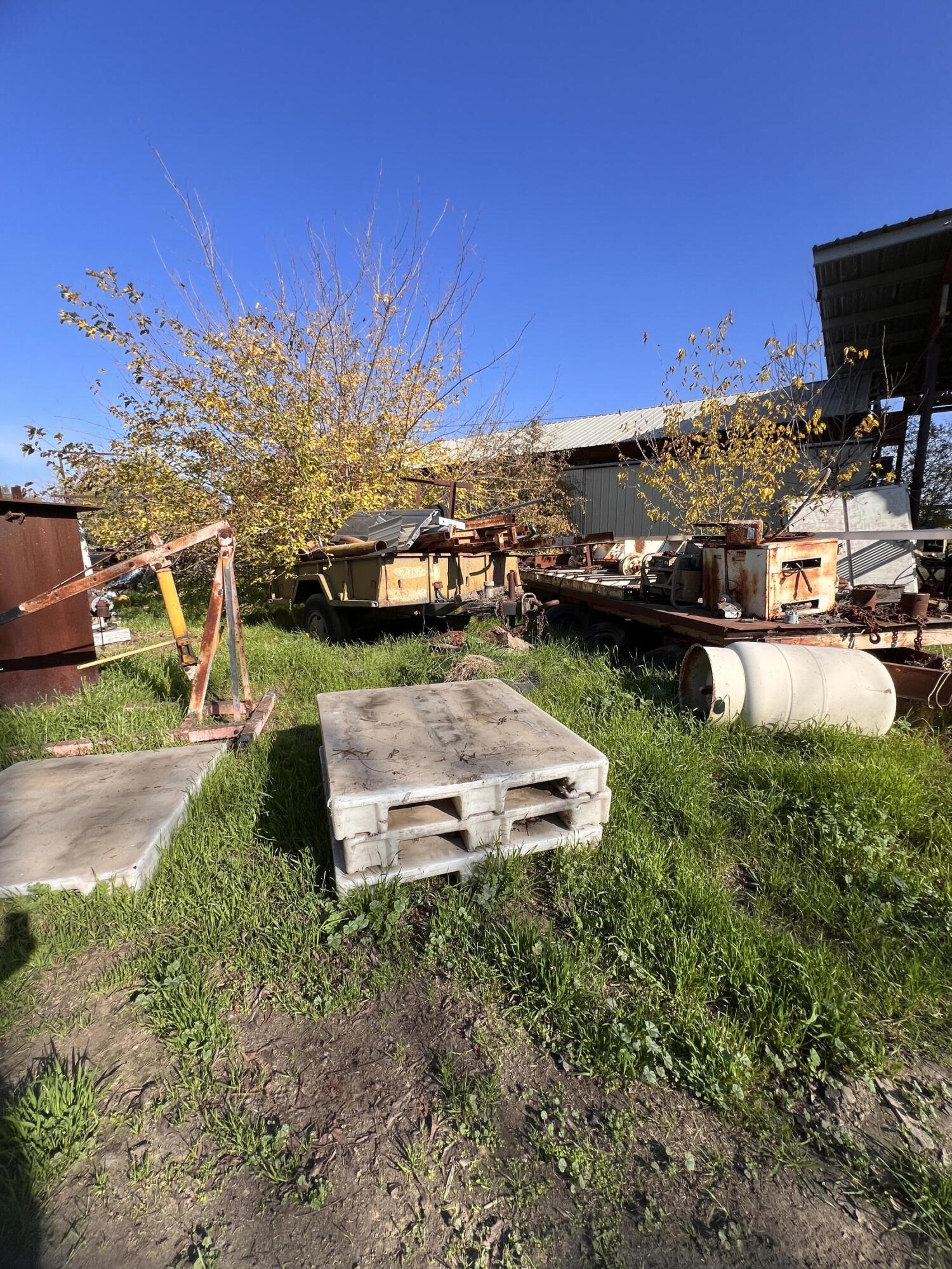 1736 E Mineral King Ave, Visalia, CA 93292