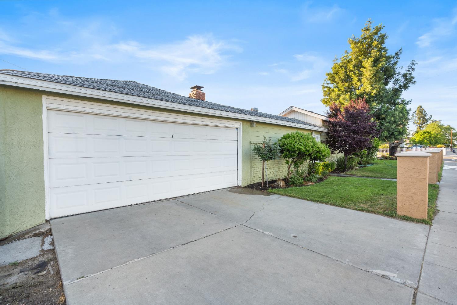 505 W Lamona Ave, Fresno, CA 93728