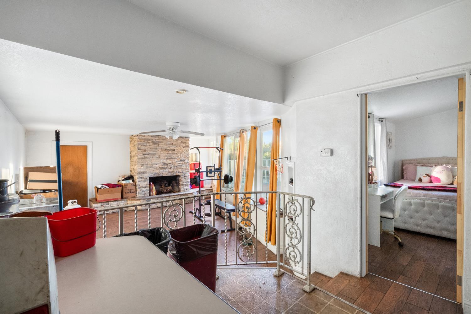 505 W Lamona Ave, Fresno, CA 93728