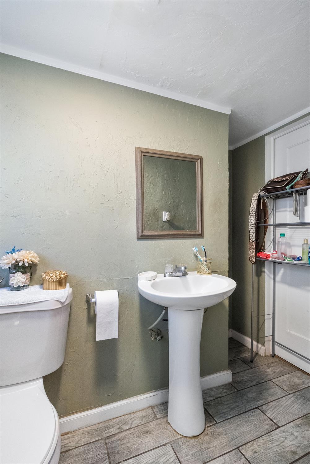 505 W Lamona Ave, Fresno, CA 93728