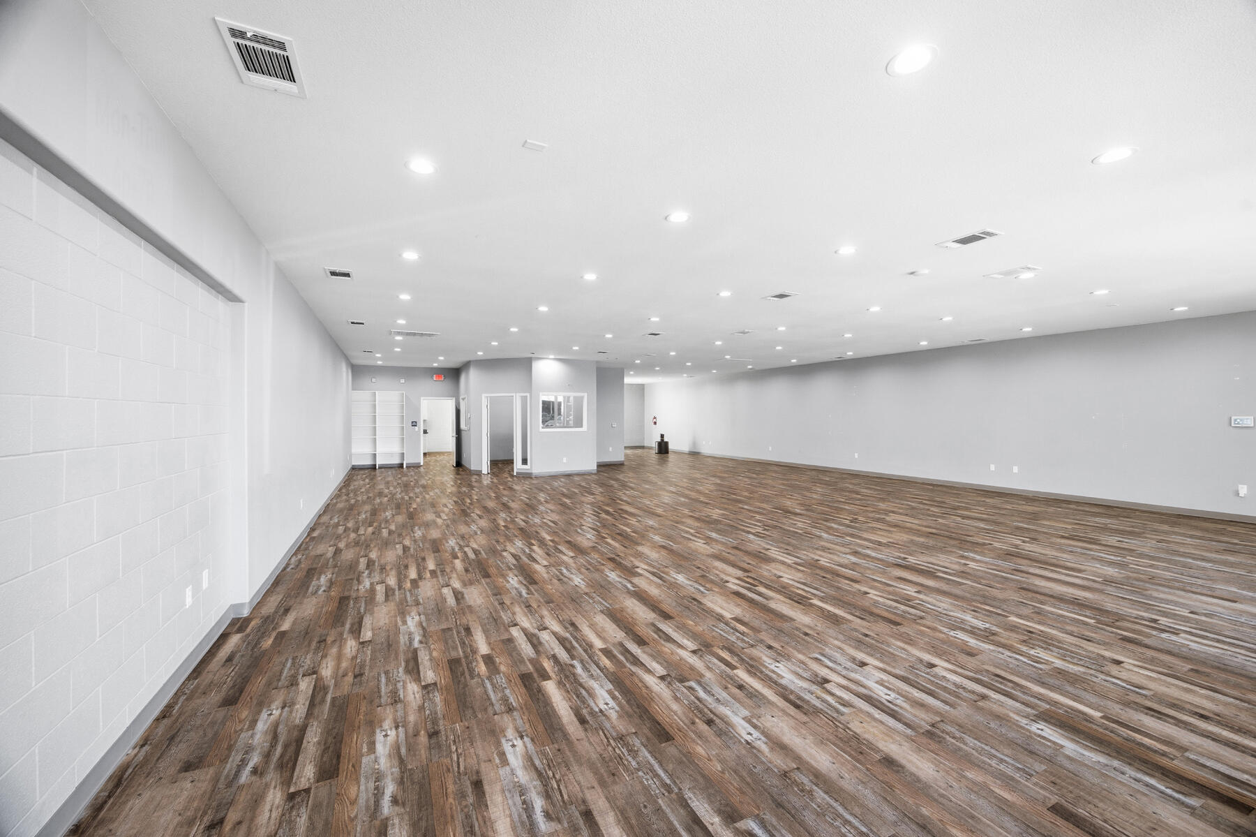 145 N K St, Tulare, CA 93274