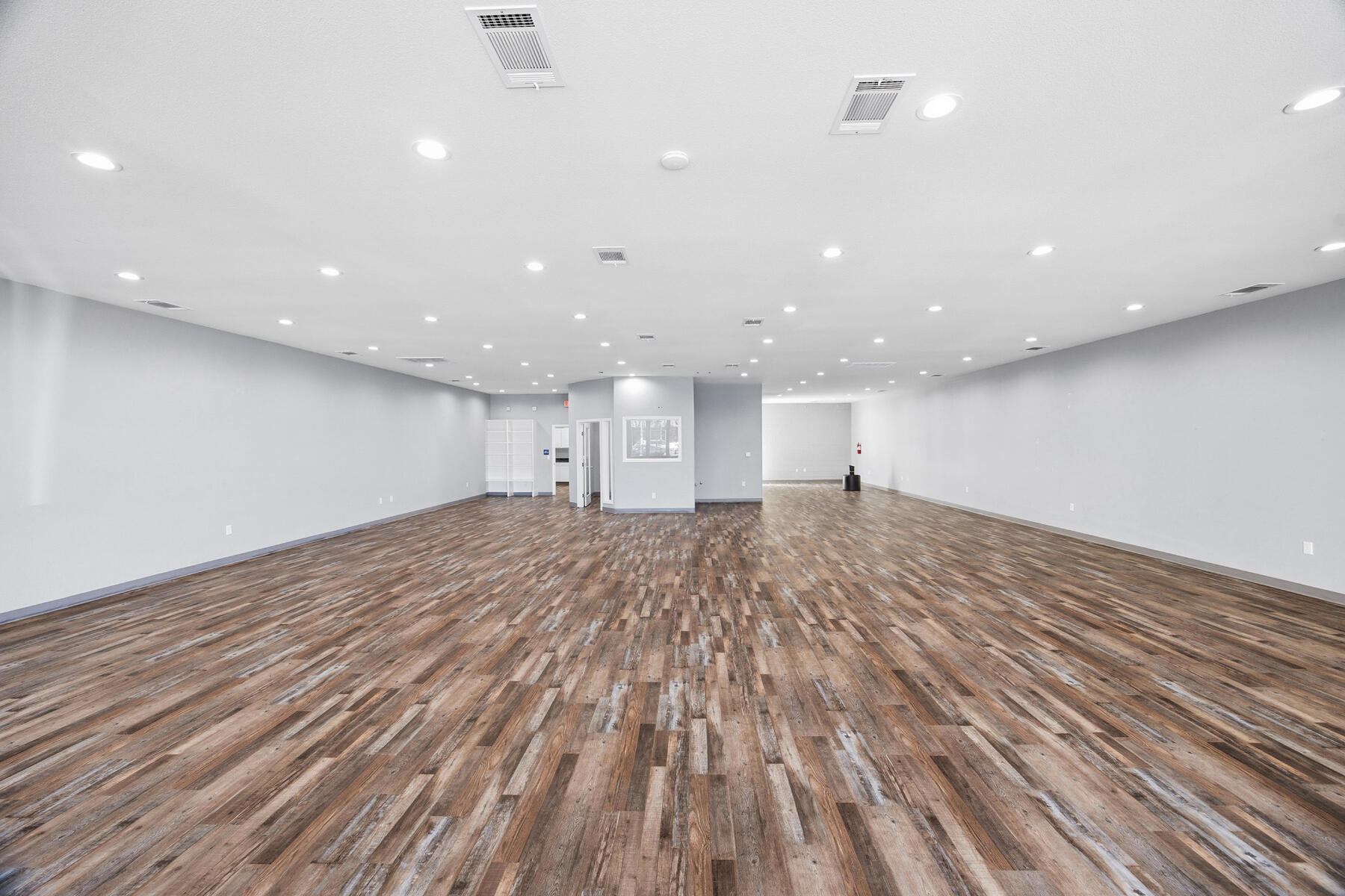 145 N K St, Tulare, CA 93274