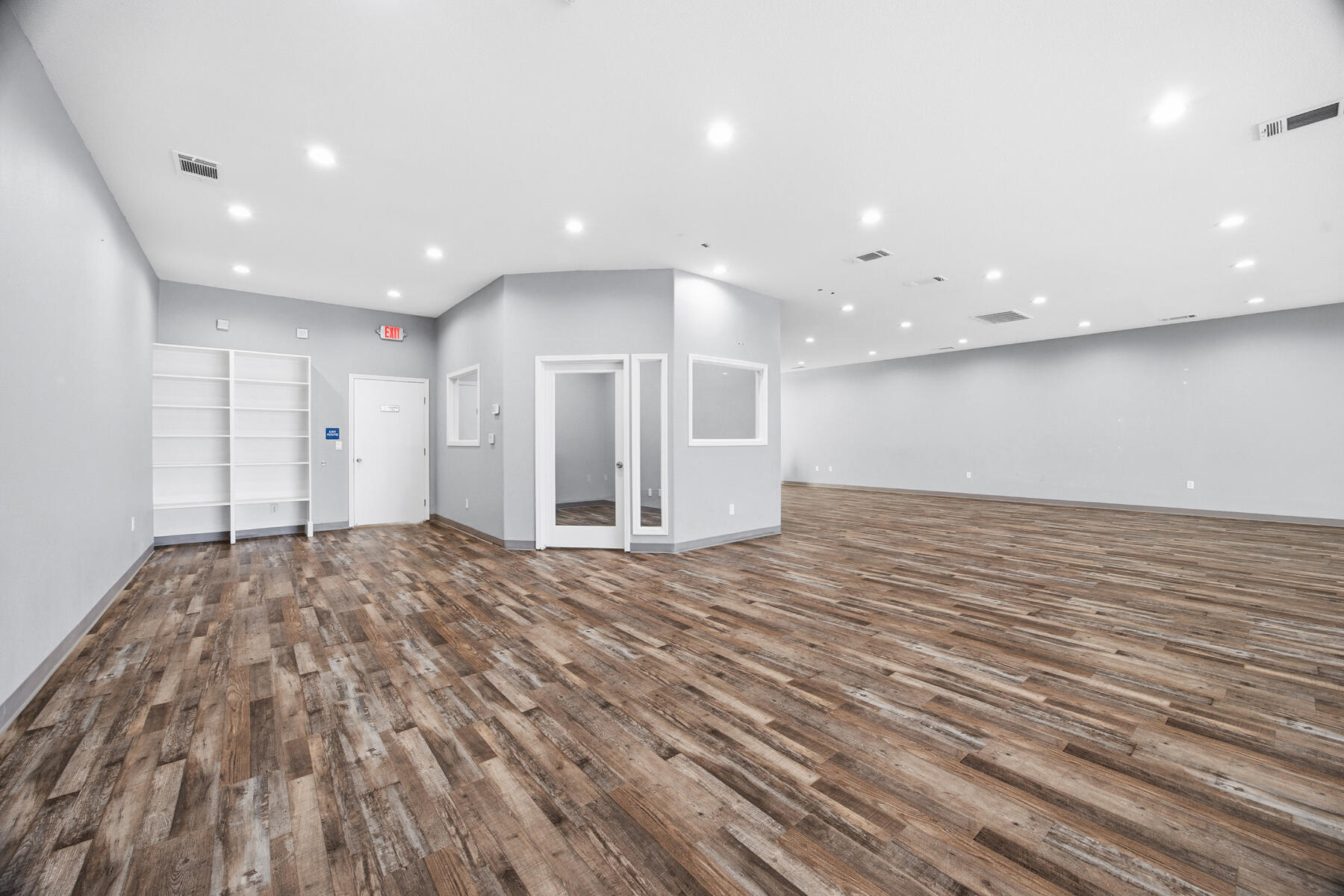 145 N K St, Tulare, CA 93274