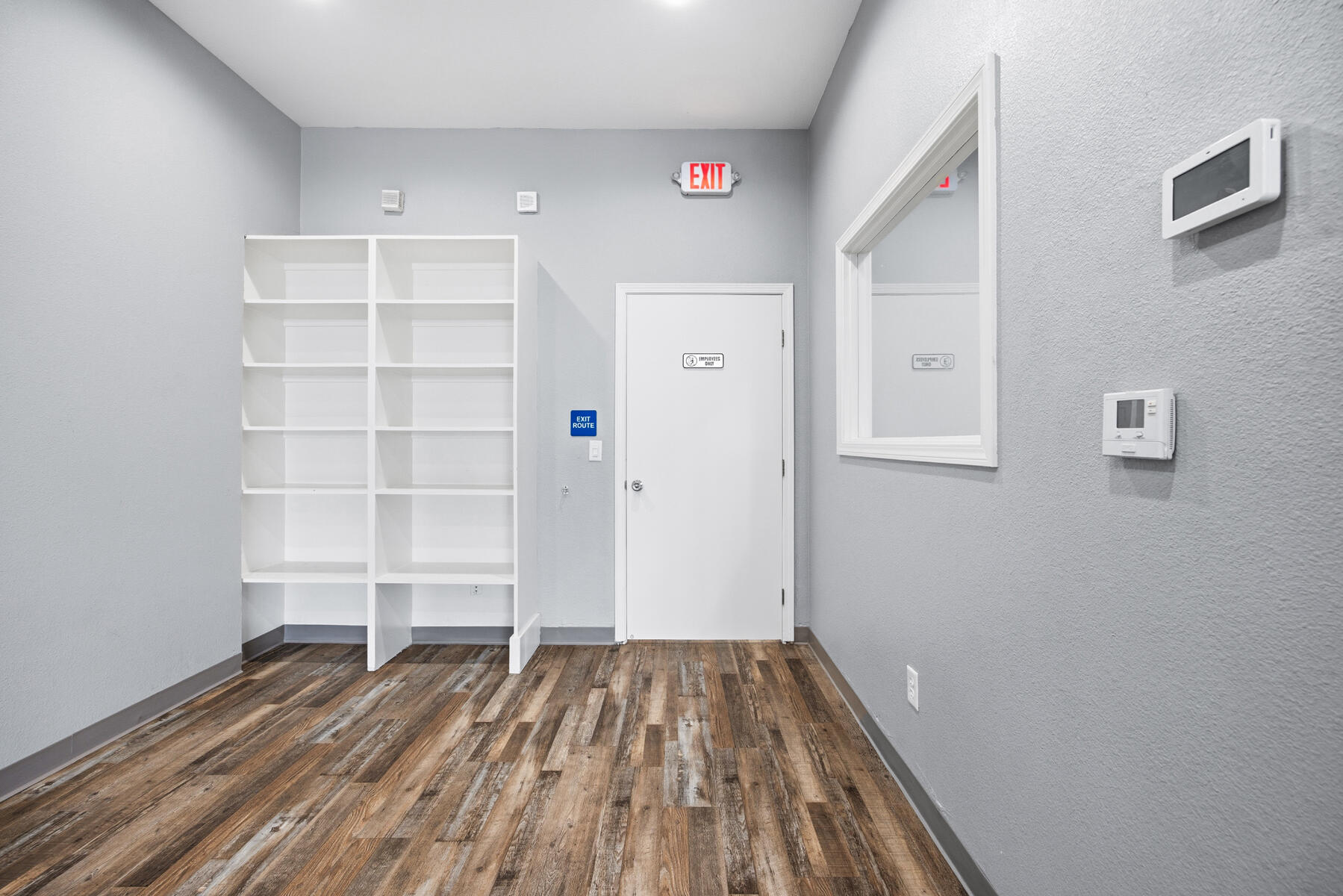 145 N K St, Tulare, CA 93274