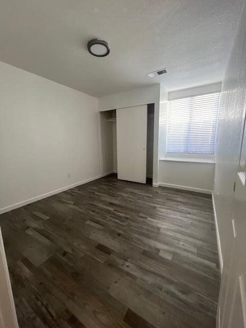 432 Old Town Dr, Tulare, CA 93274