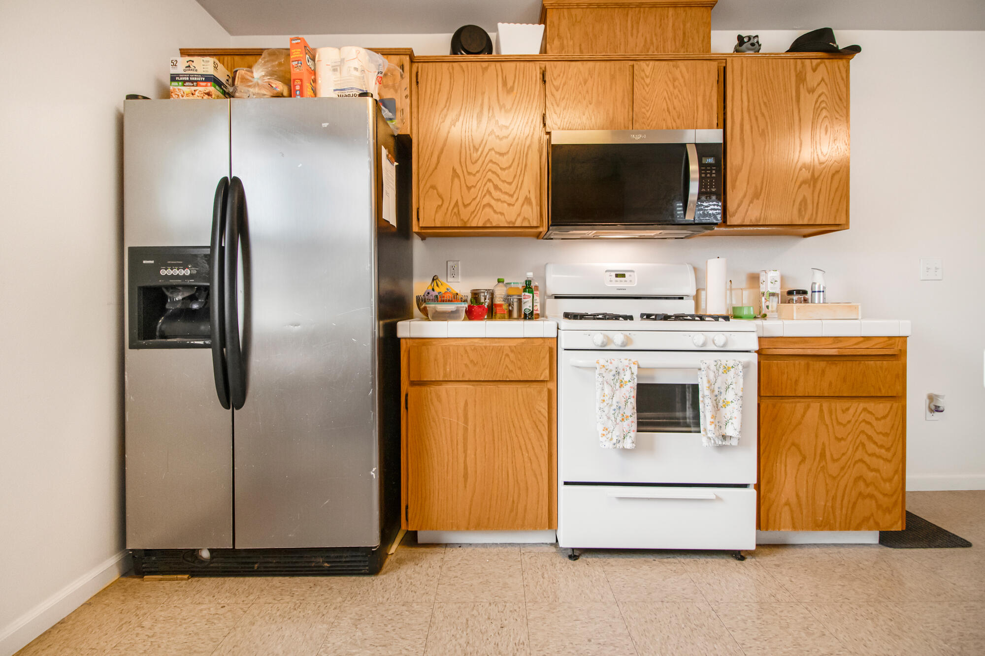 2241 W Lark Ave, Visalia, CA 93291