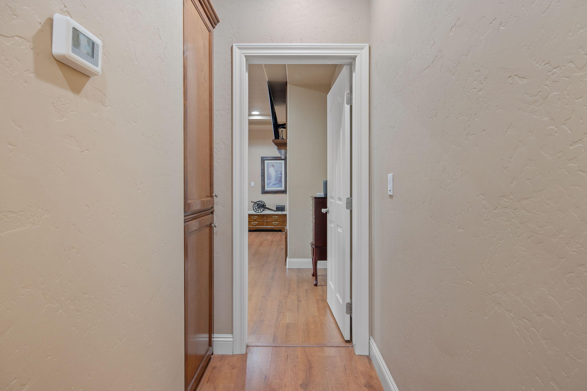 1928 S Shirk Rd, Visalia, CA 93277