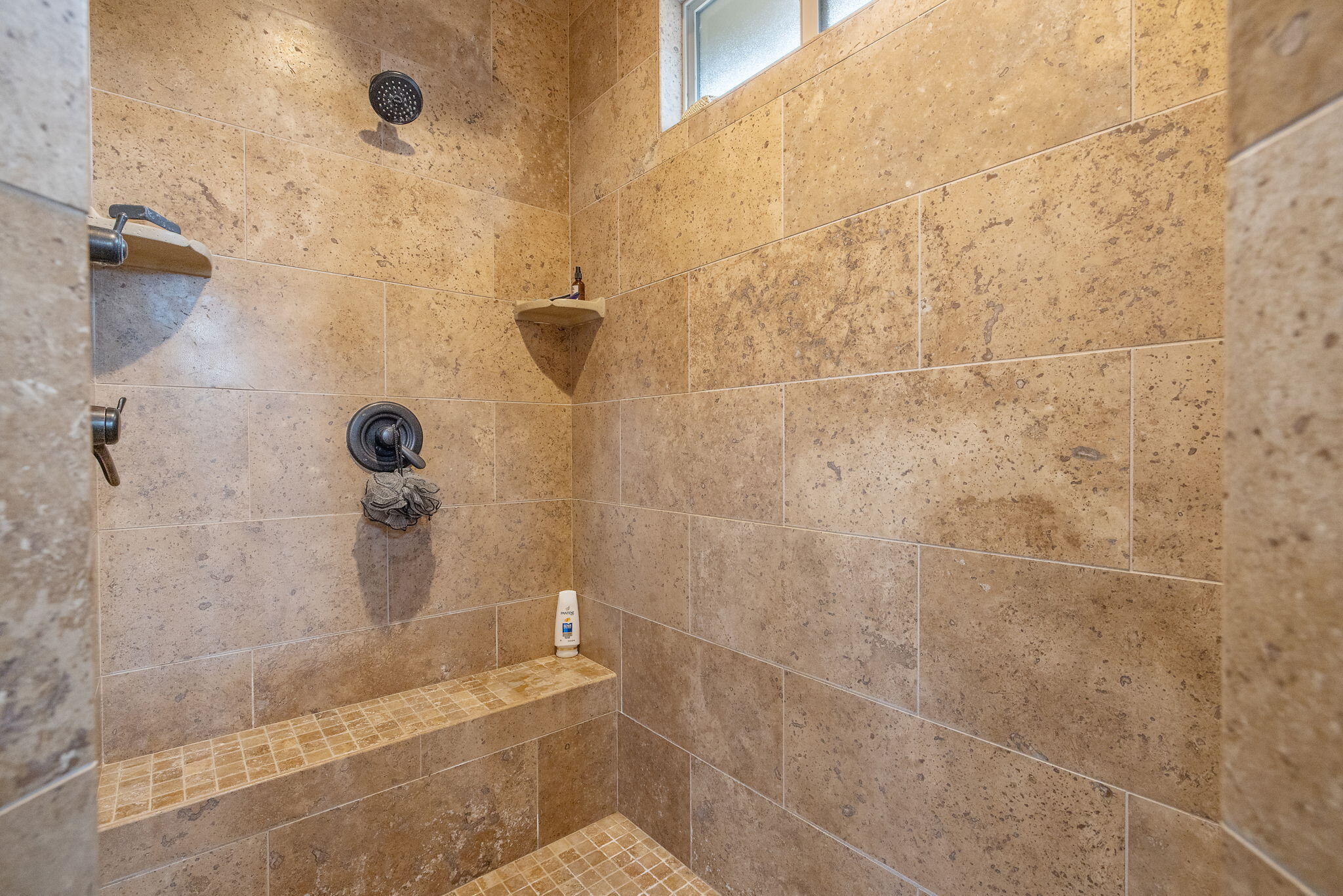 1928 S Shirk Rd, Visalia, CA 93277