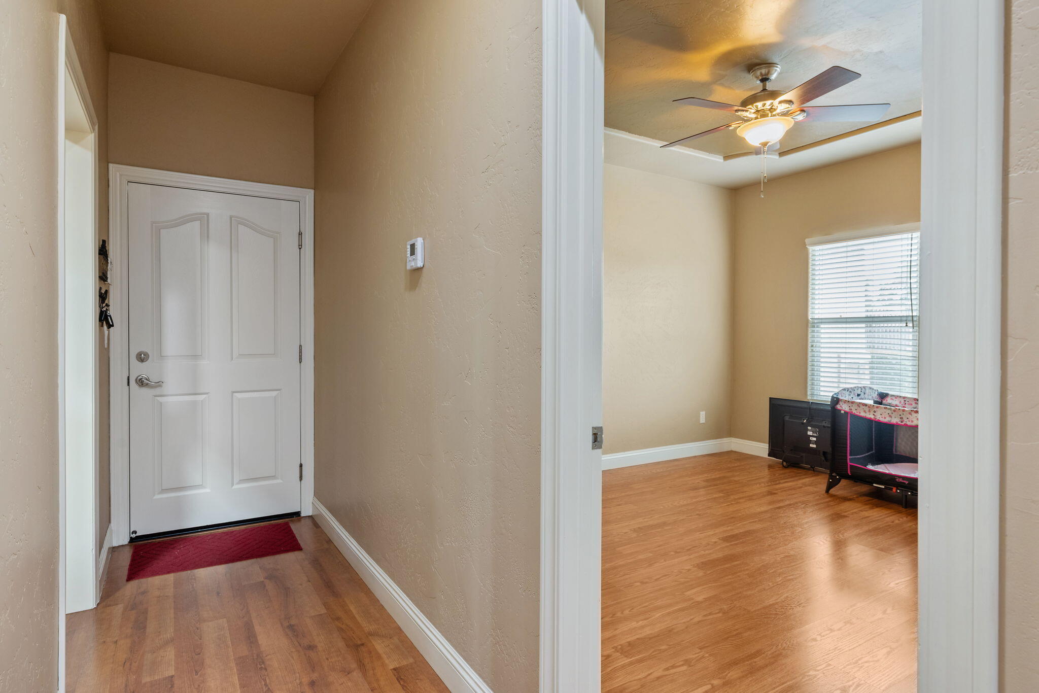 1928 S Shirk Rd, Visalia, CA 93277