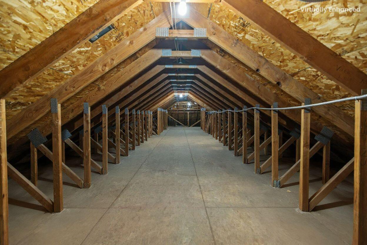 1928 S Shirk Rd, Visalia, CA 93277