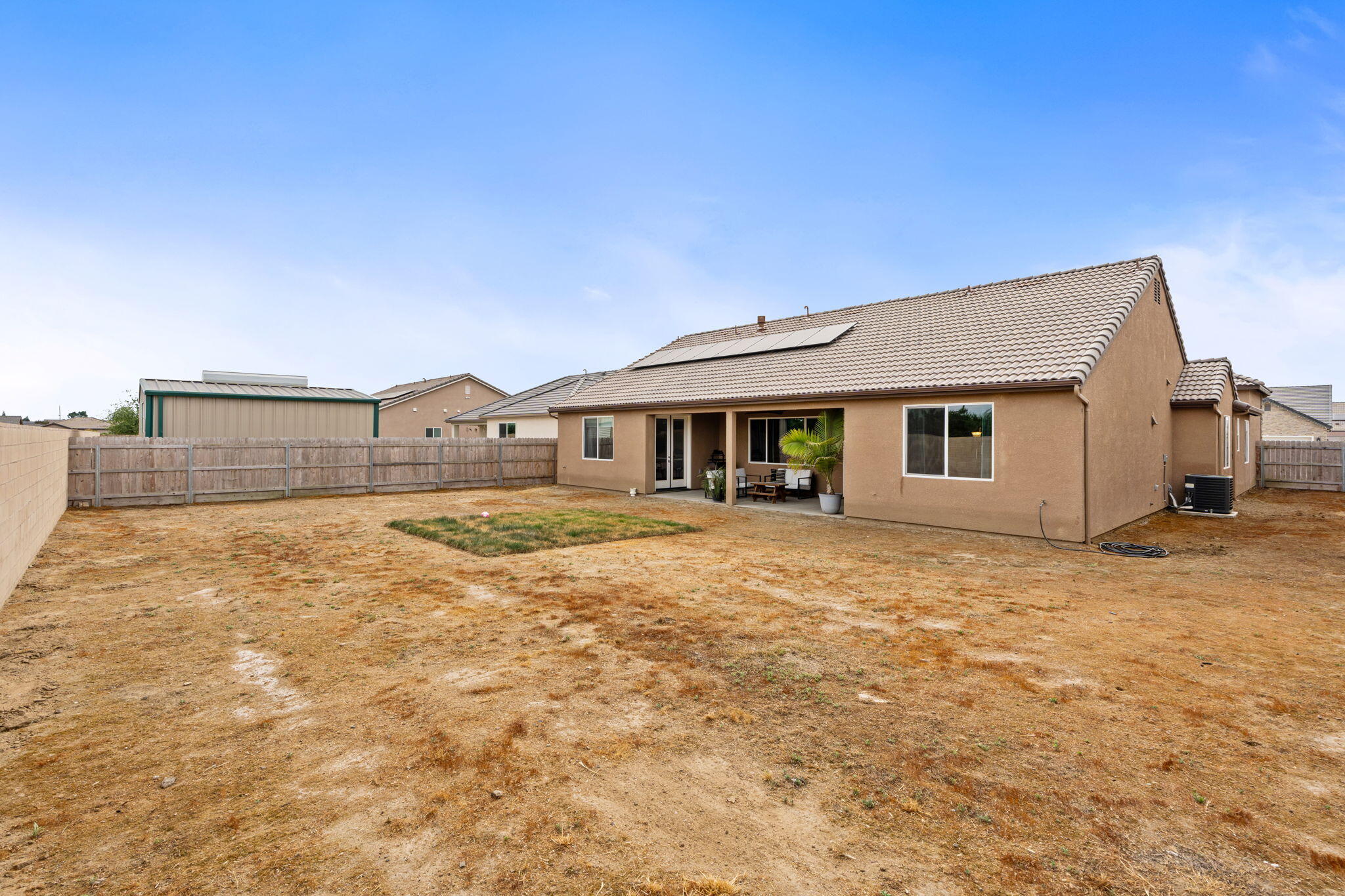 3428 N Crenshaw Ct, Visalia, CA 93291