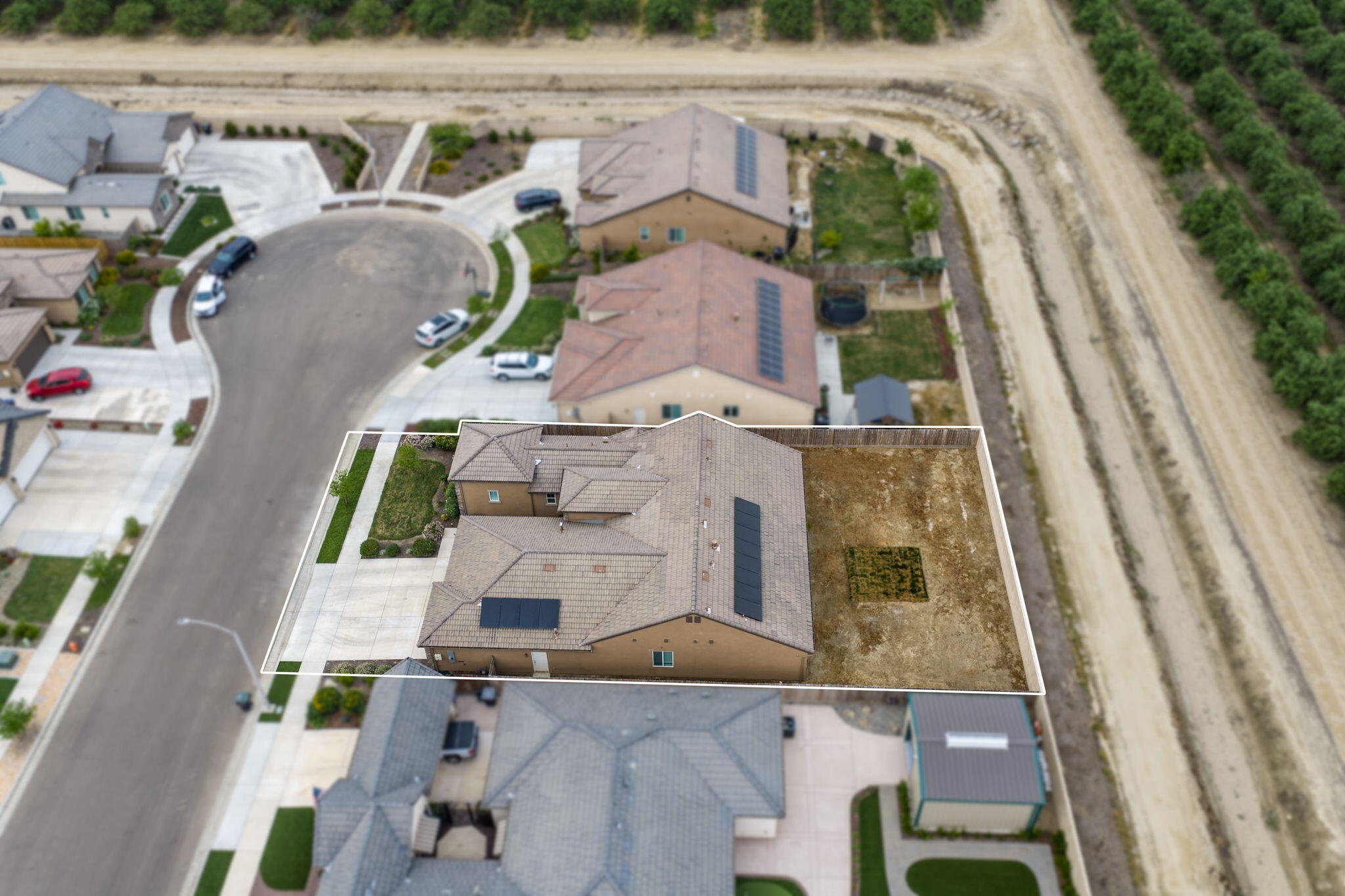 3428 N Crenshaw Ct, Visalia, CA 93291