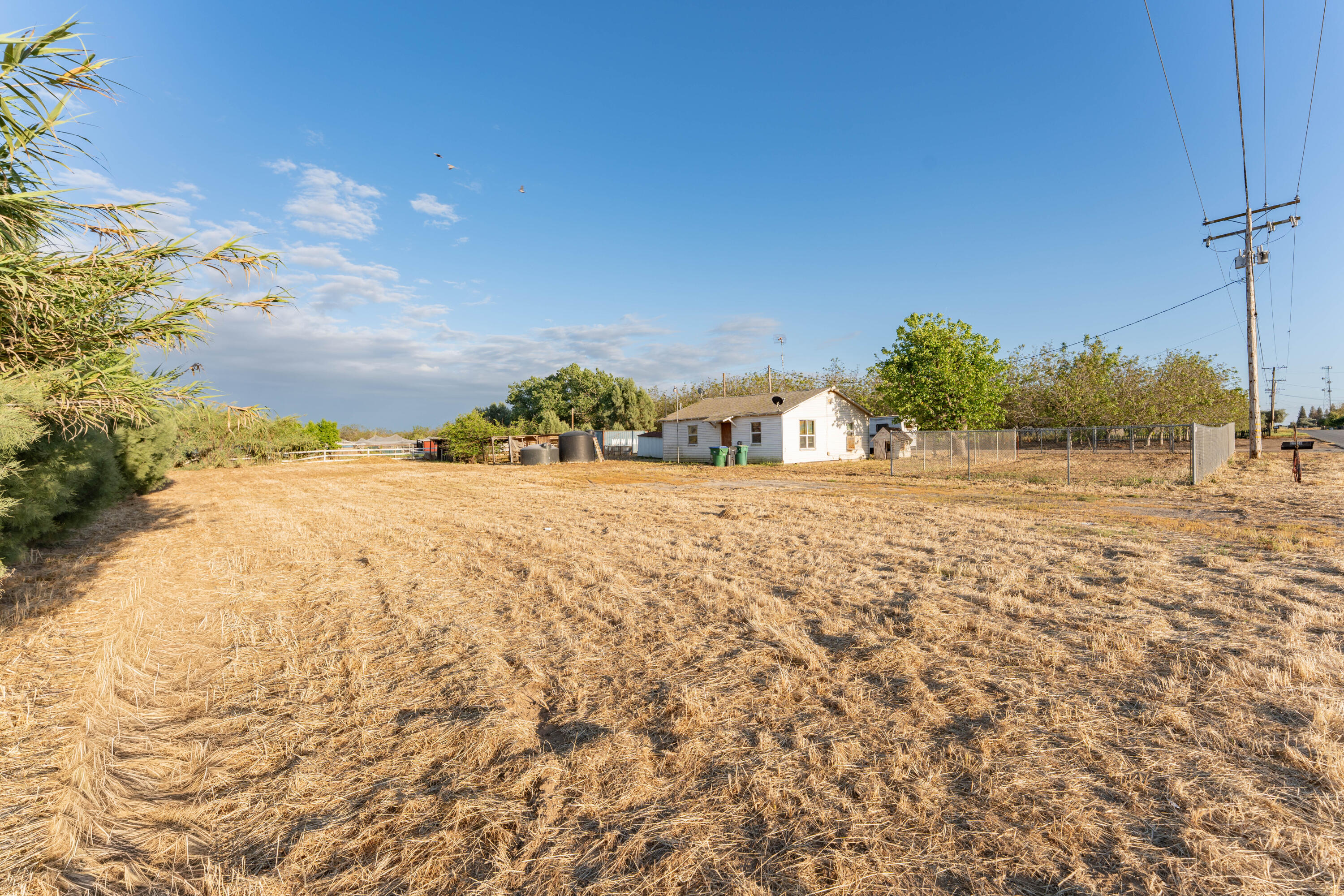 22756 Road 180, Lindsay, CA 93247