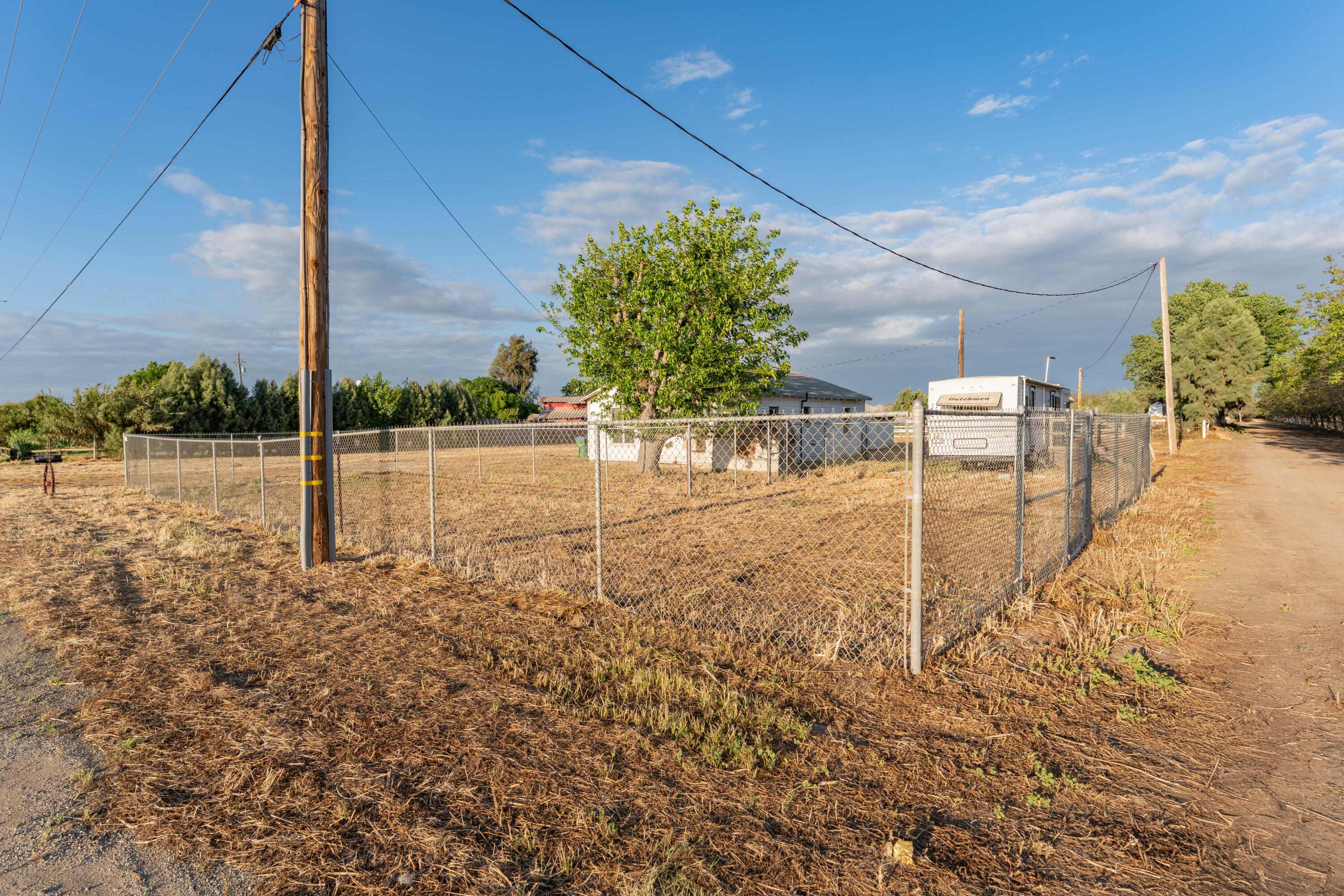 22756 Road 180, Lindsay, CA 93247