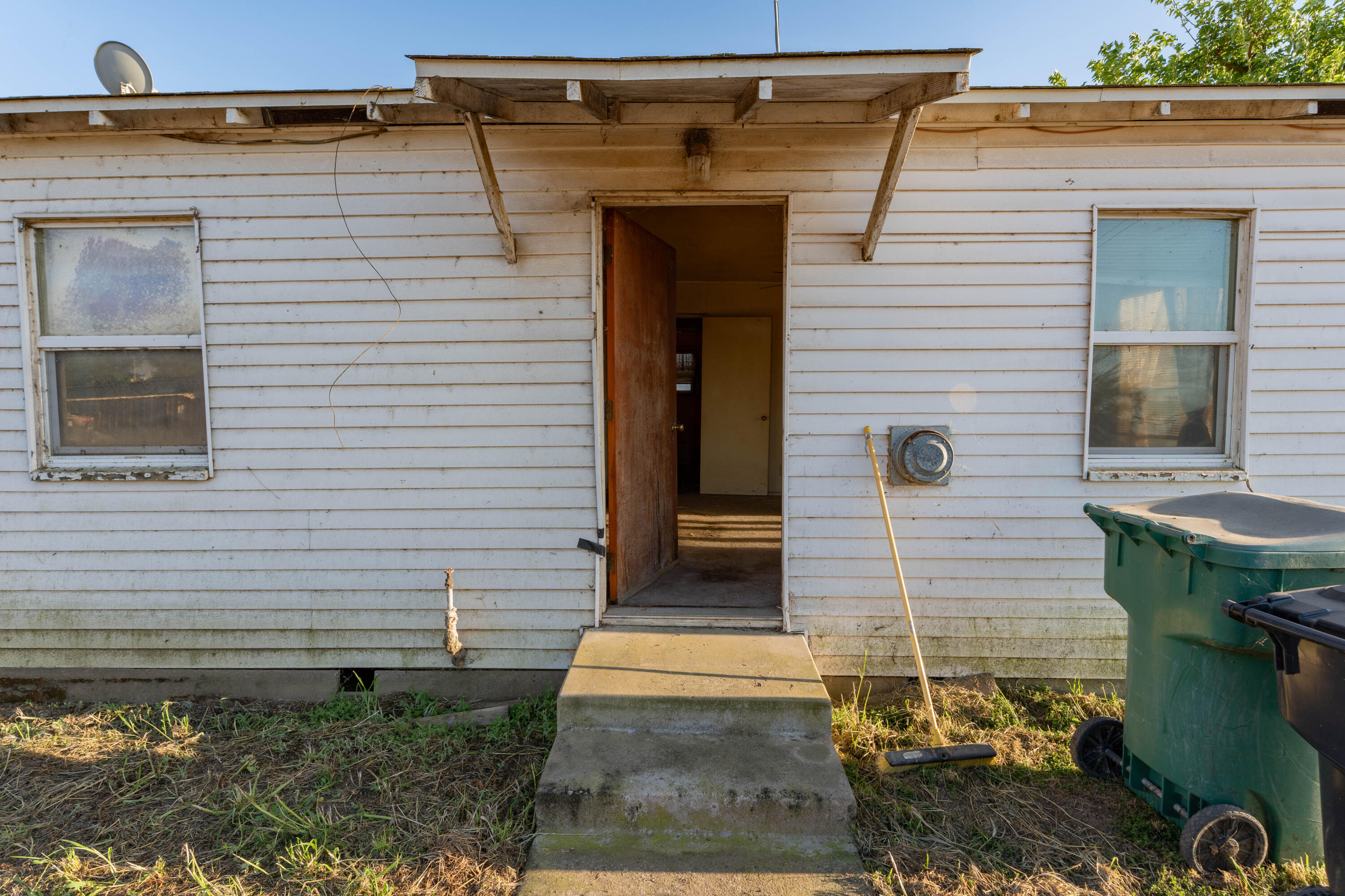 22756 Road 180, Lindsay, CA 93247