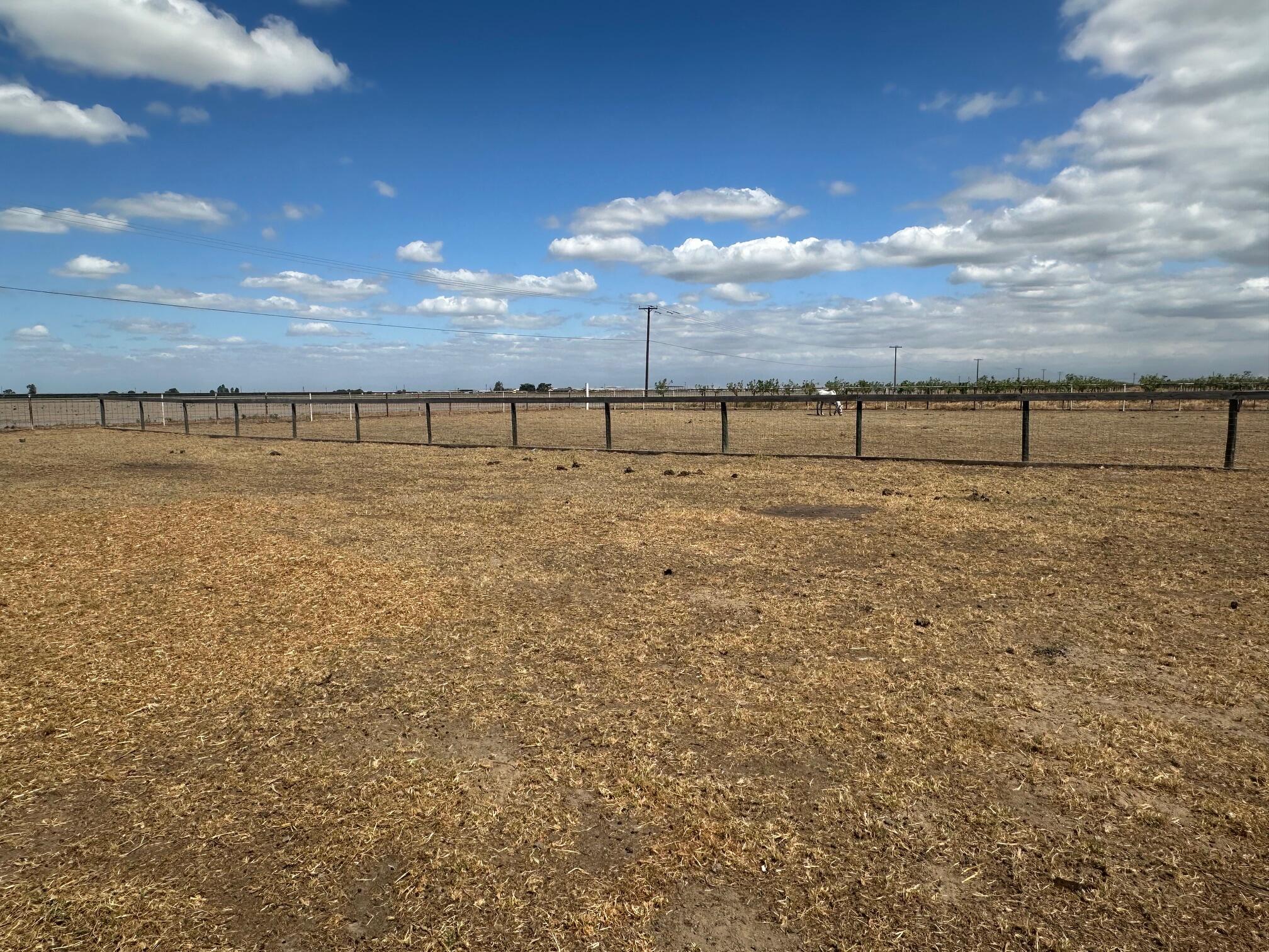 7599 Avenue 152, Tipton, CA 93272