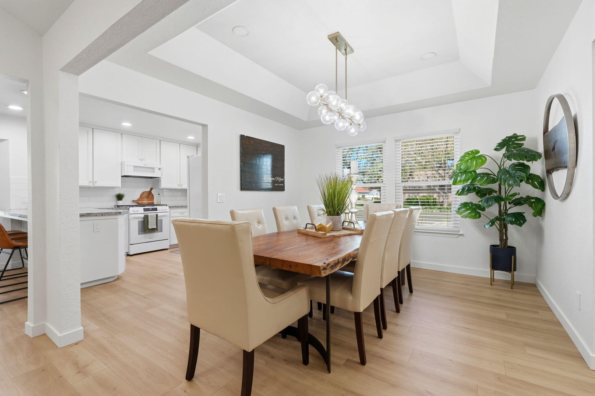 2181 N M, Tulare, CA 93274