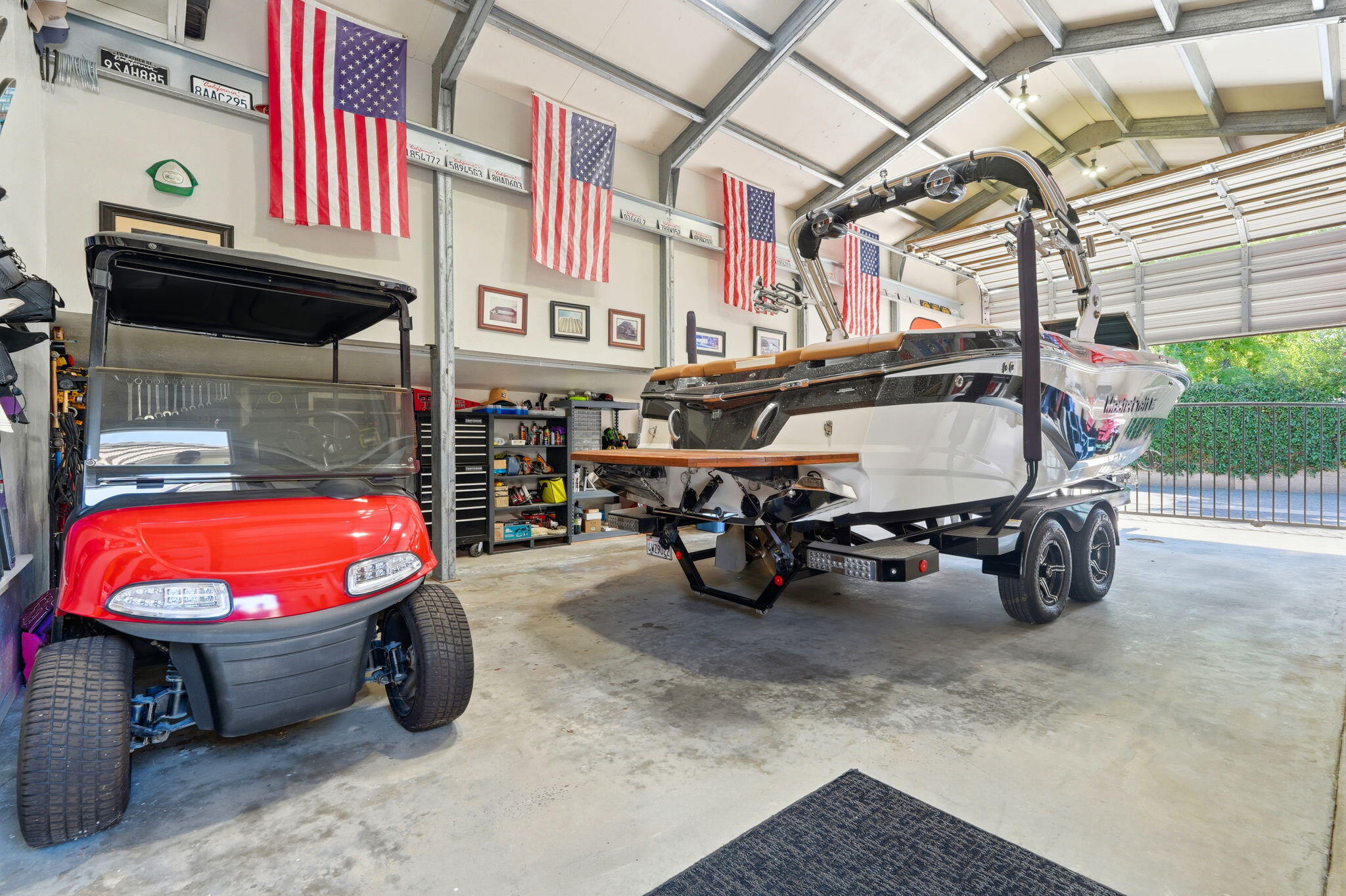 2181 N M, Tulare, CA 93274