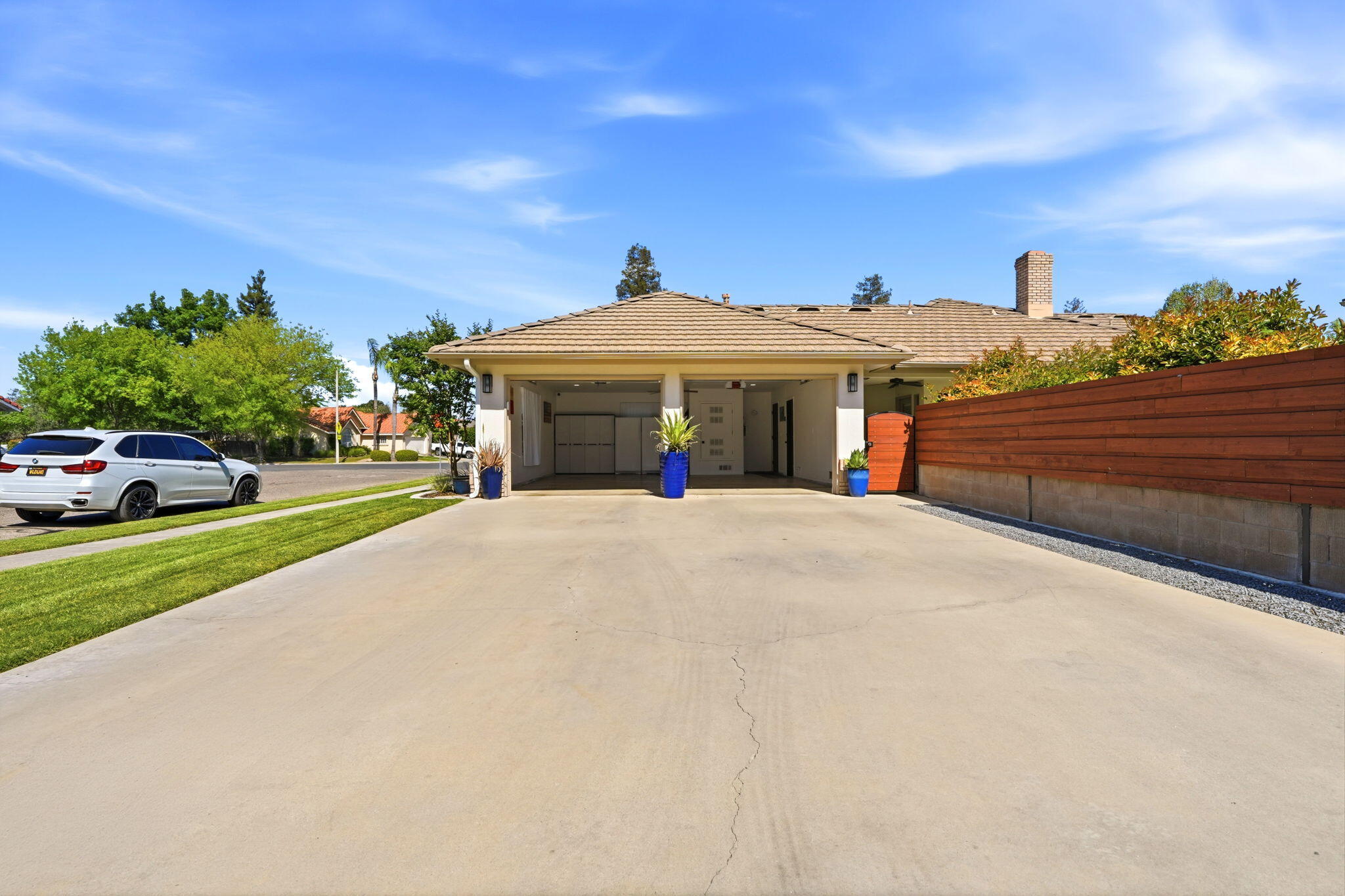 2181 N M, Tulare, CA 93274