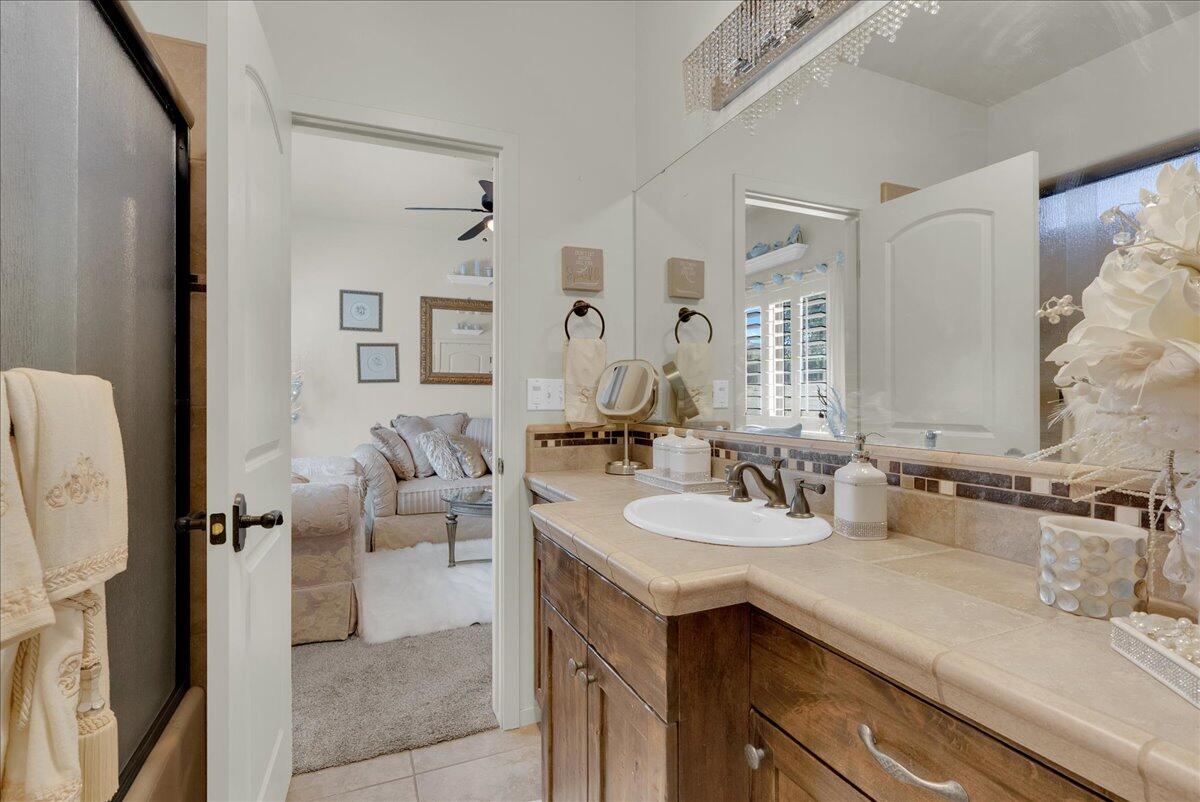 32815 Riverside Dr, Springville, CA 93265