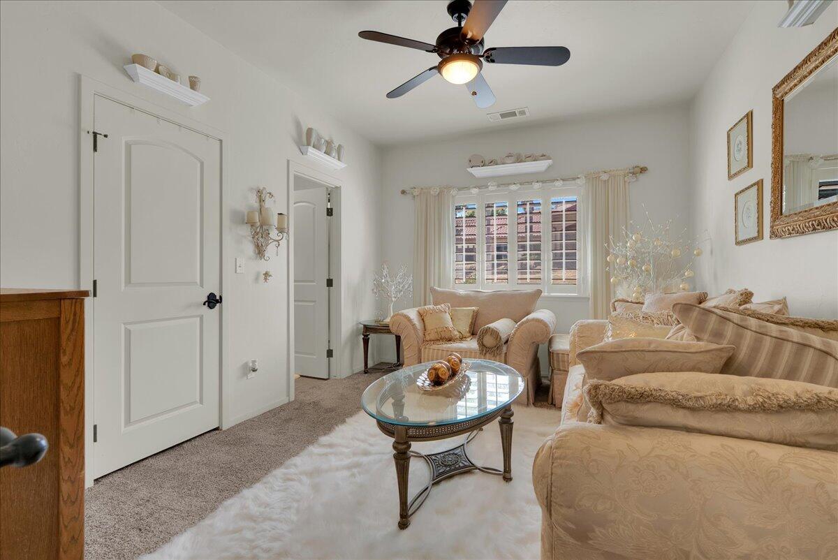 32815 Riverside Dr, Springville, CA 93265