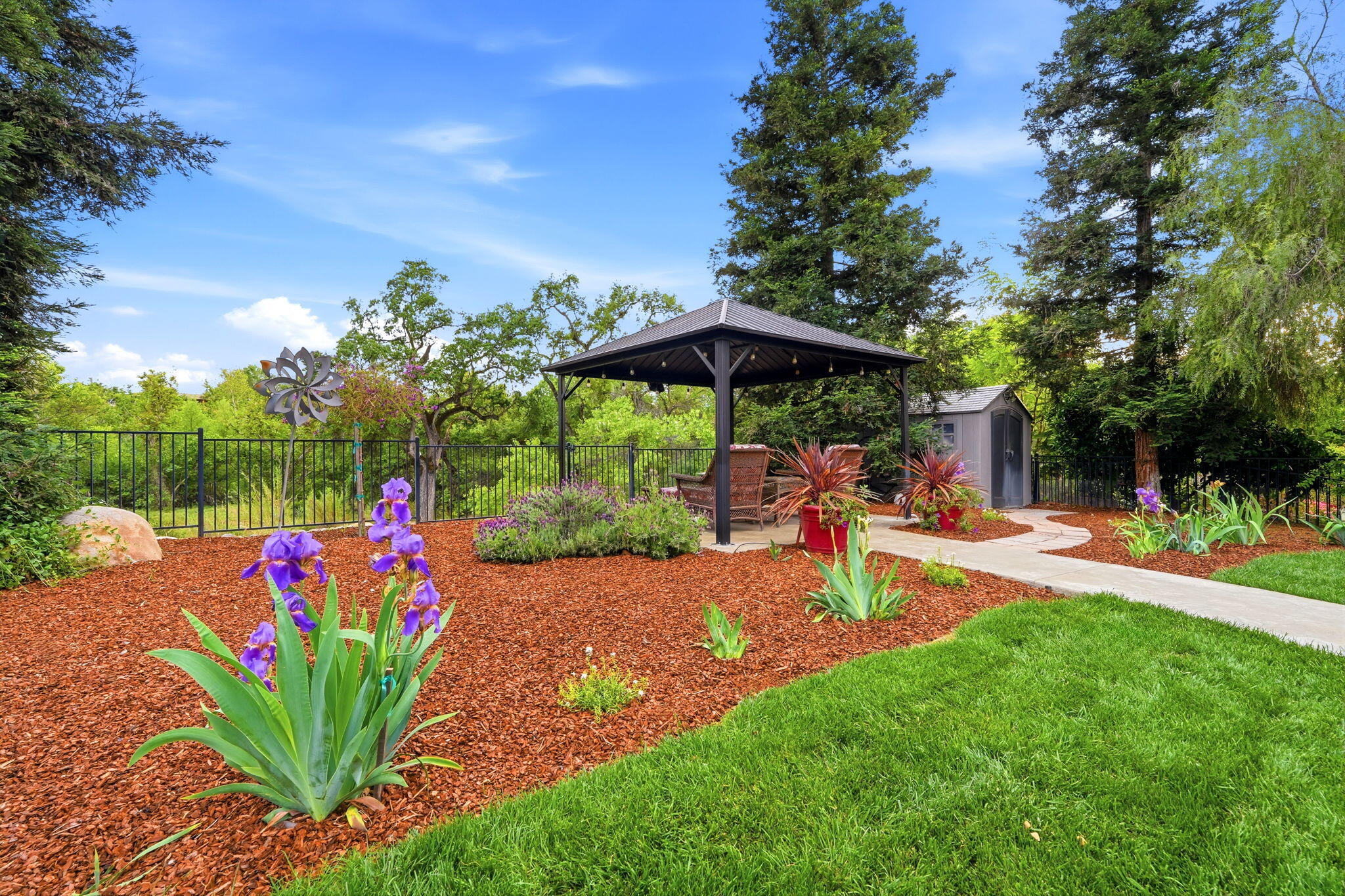 32815 Riverside Dr, Springville, CA 93265