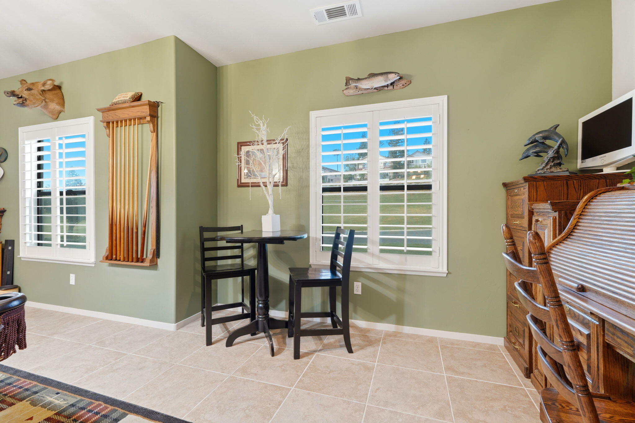 32815 Riverside Dr, Springville, CA 93265