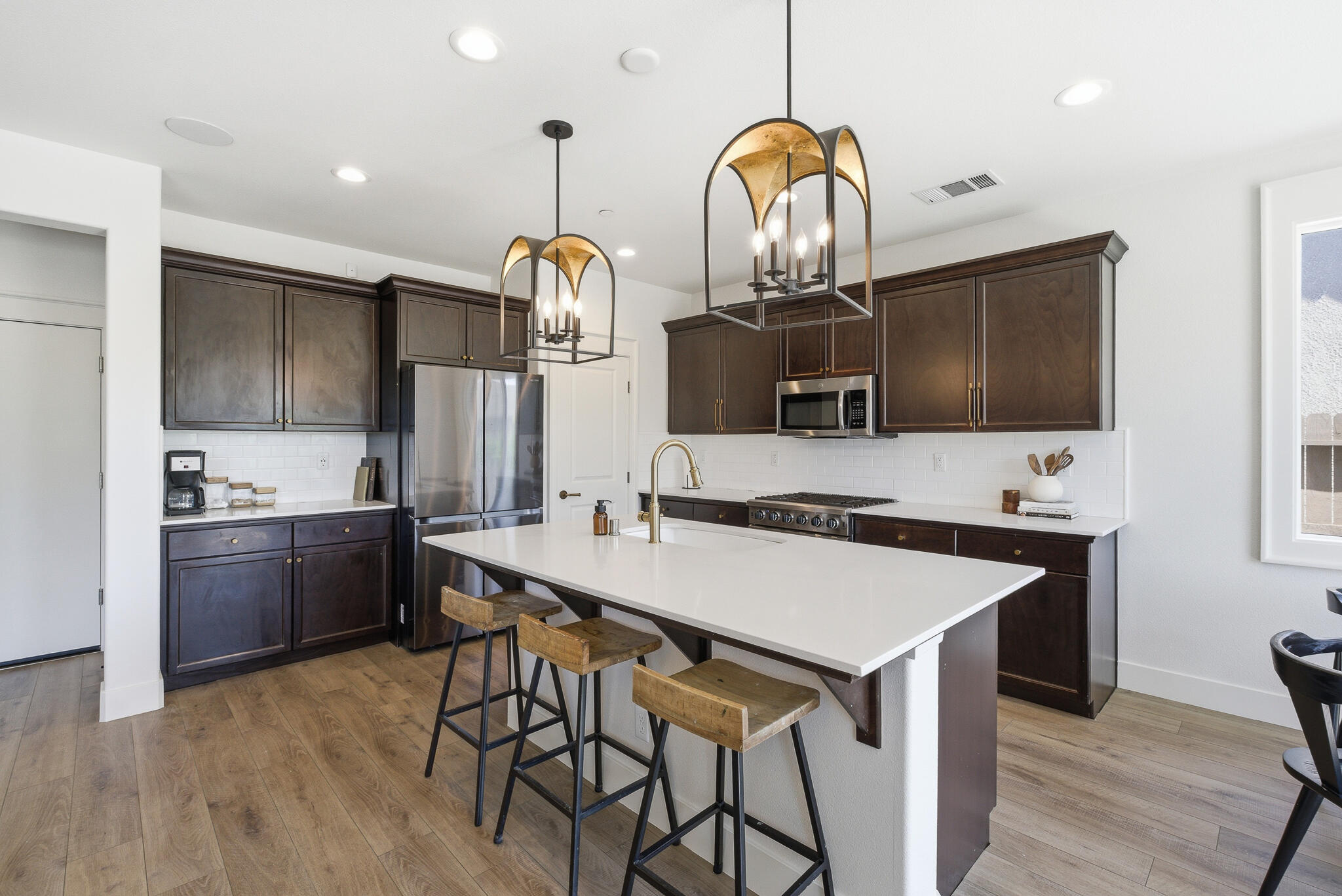 6337 W Elowin Ave, Visalia, CA 93291