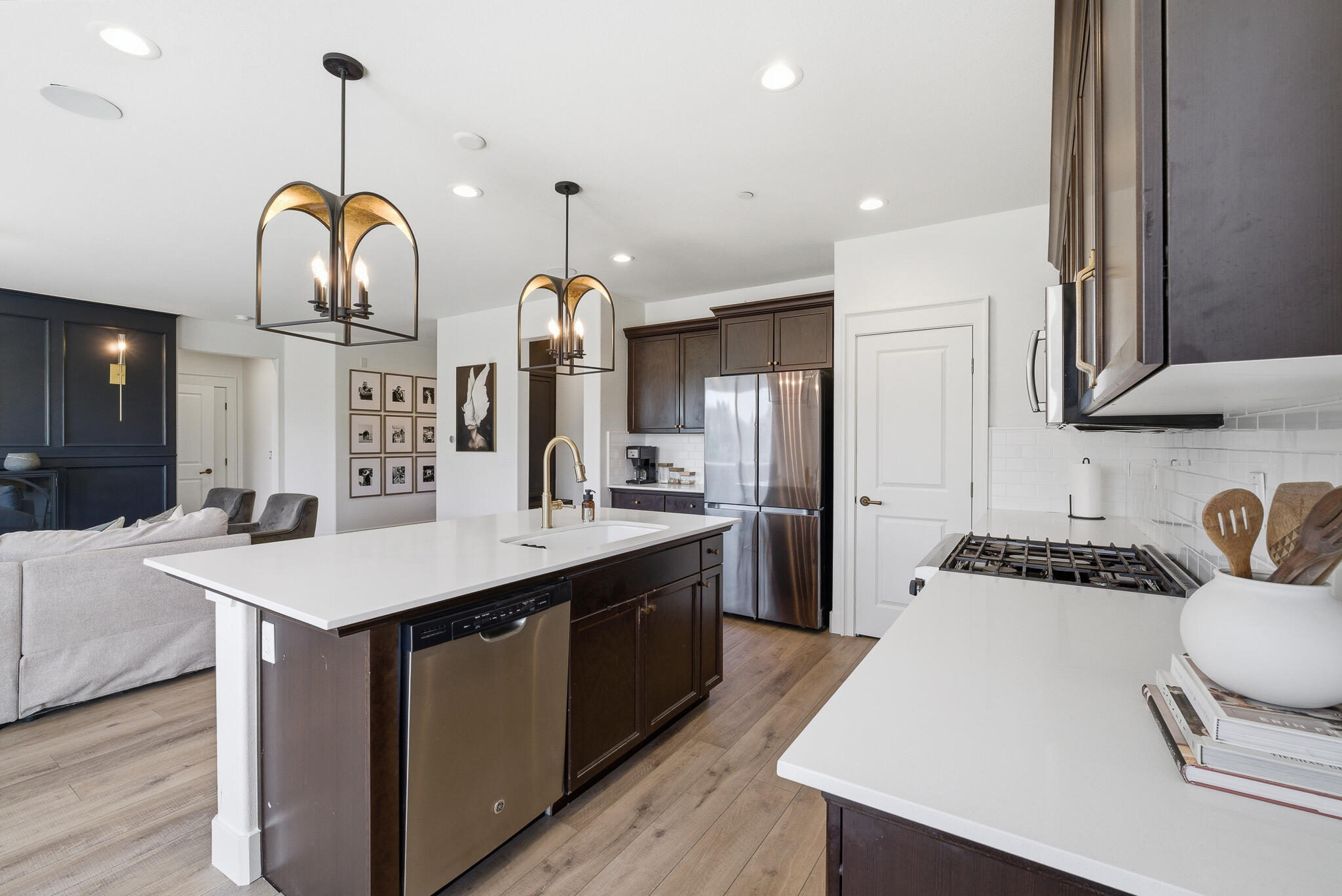 6337 W Elowin Ave, Visalia, CA 93291