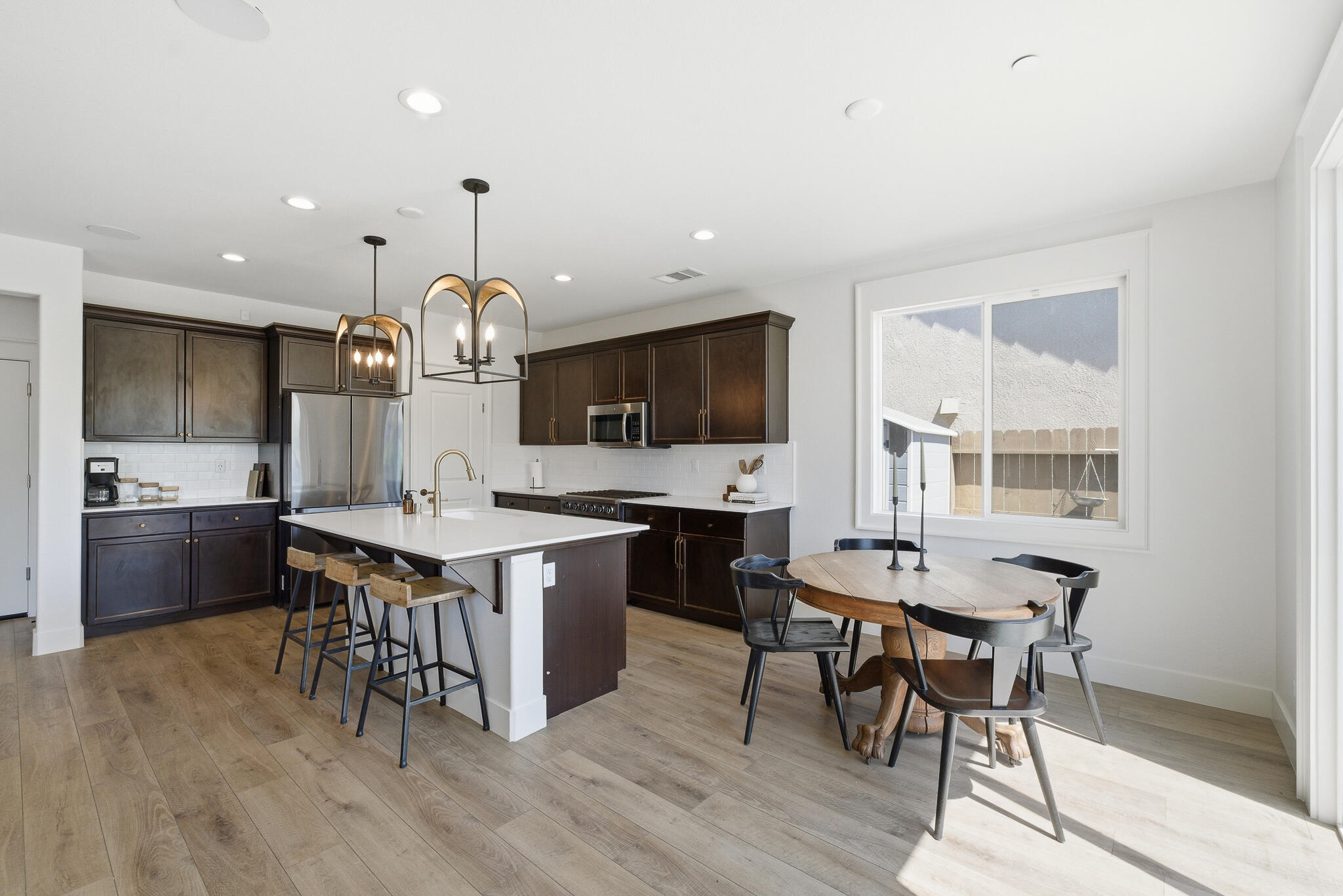 6337 W Elowin Ave, Visalia, CA 93291