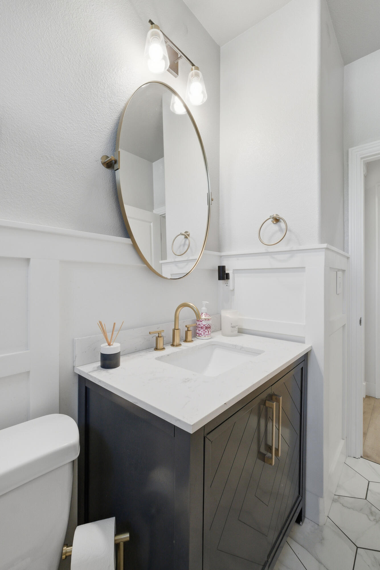 6337 W Elowin Ave, Visalia, CA 93291