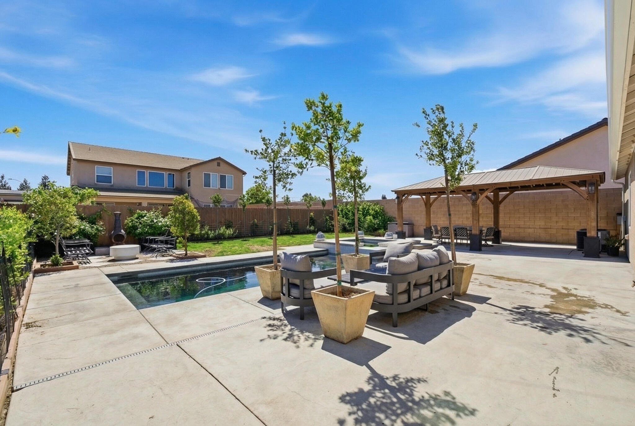 6337 W Elowin Ave, Visalia, CA 93291