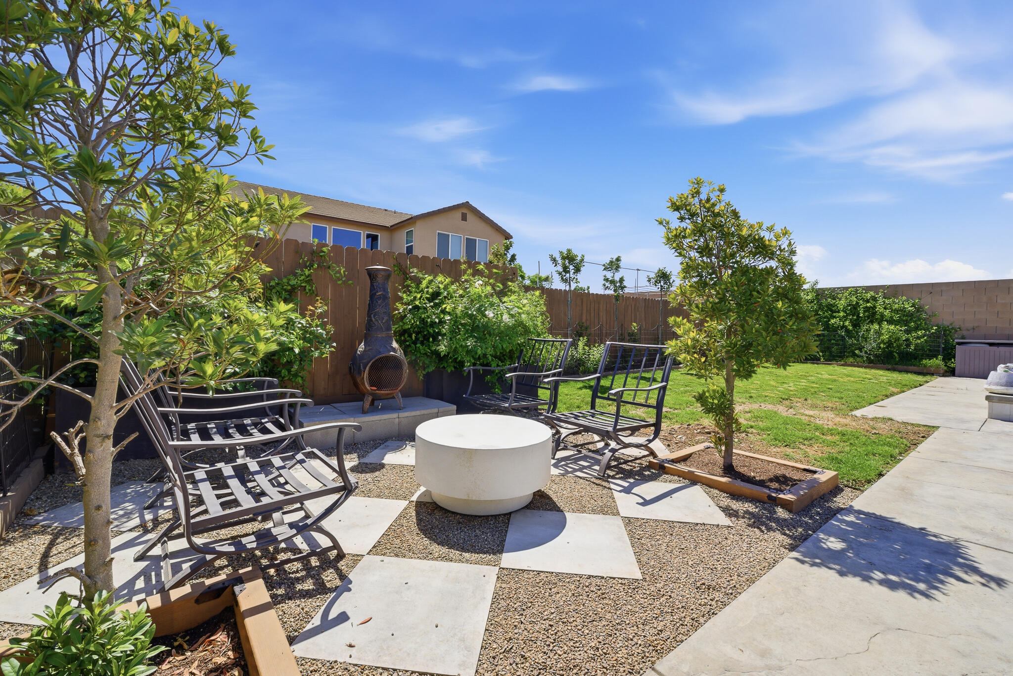 6337 W Elowin Ave, Visalia, CA 93291