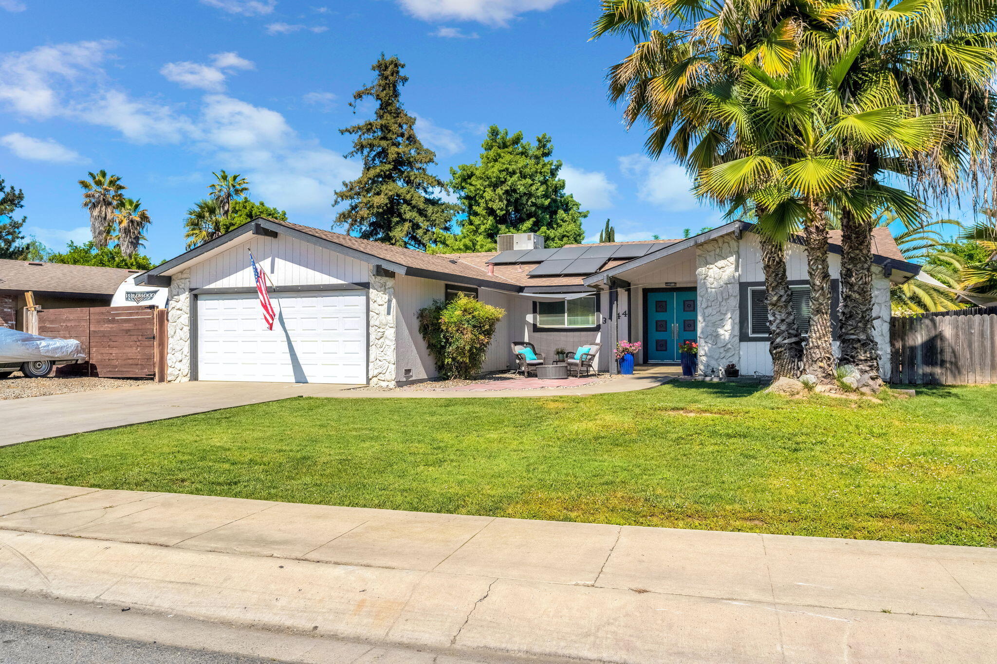 3444 W Coppola Ave, Visalia, CA 93277